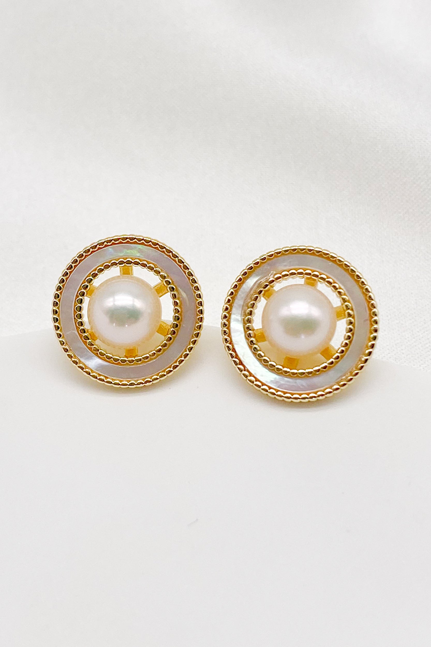 Cleo Mother of Pearl Stud Earrings