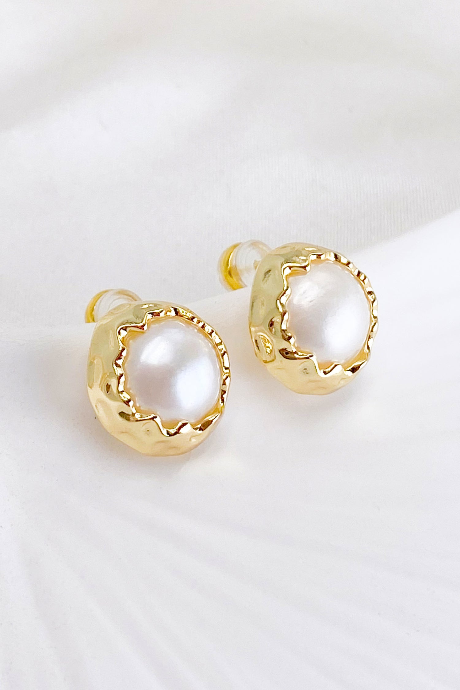 Erin Gold Halo Freshwater Pearl Stud Earrings