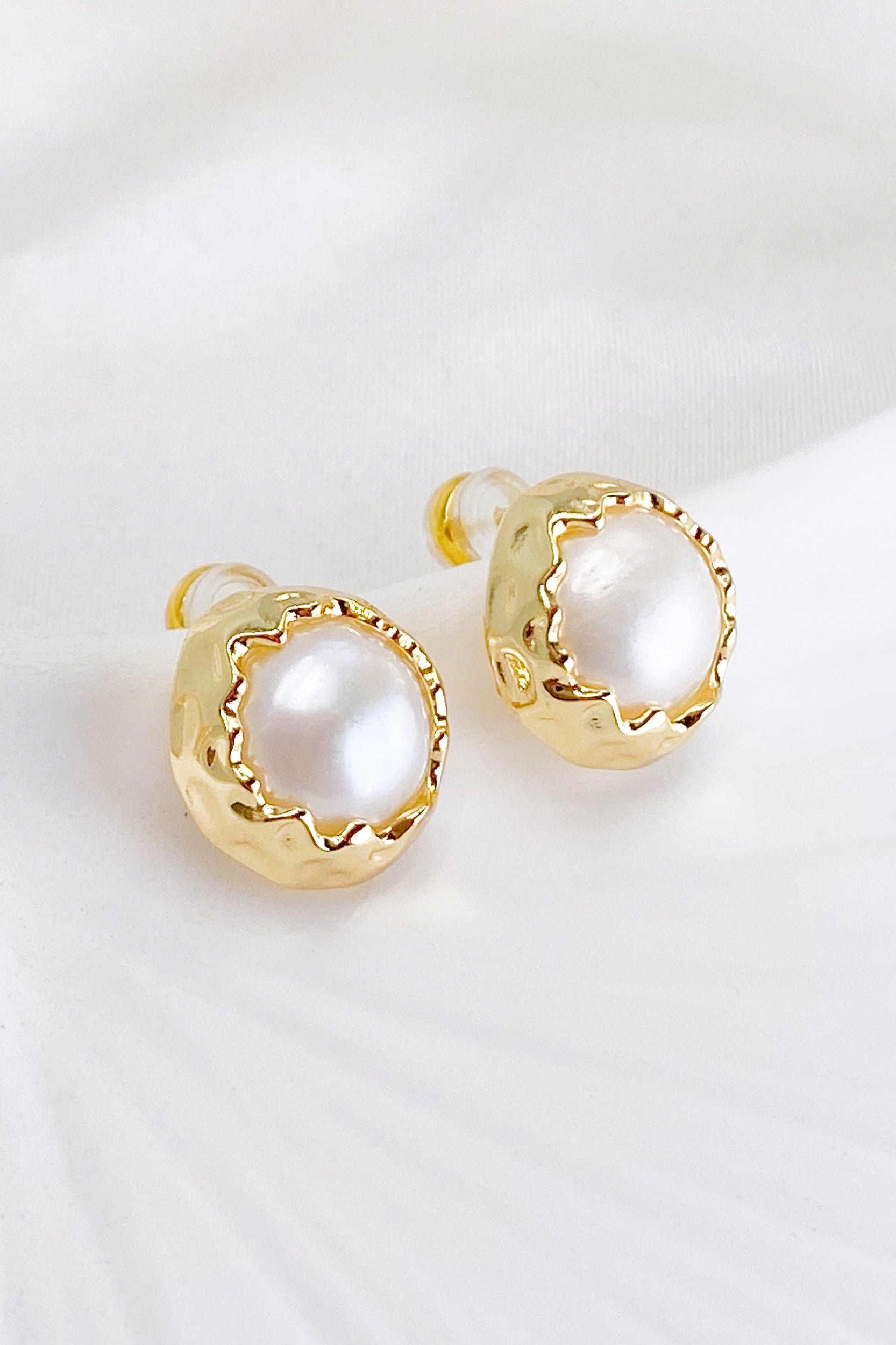Erin Gold Halo Freshwater Pearl Stud Earrings