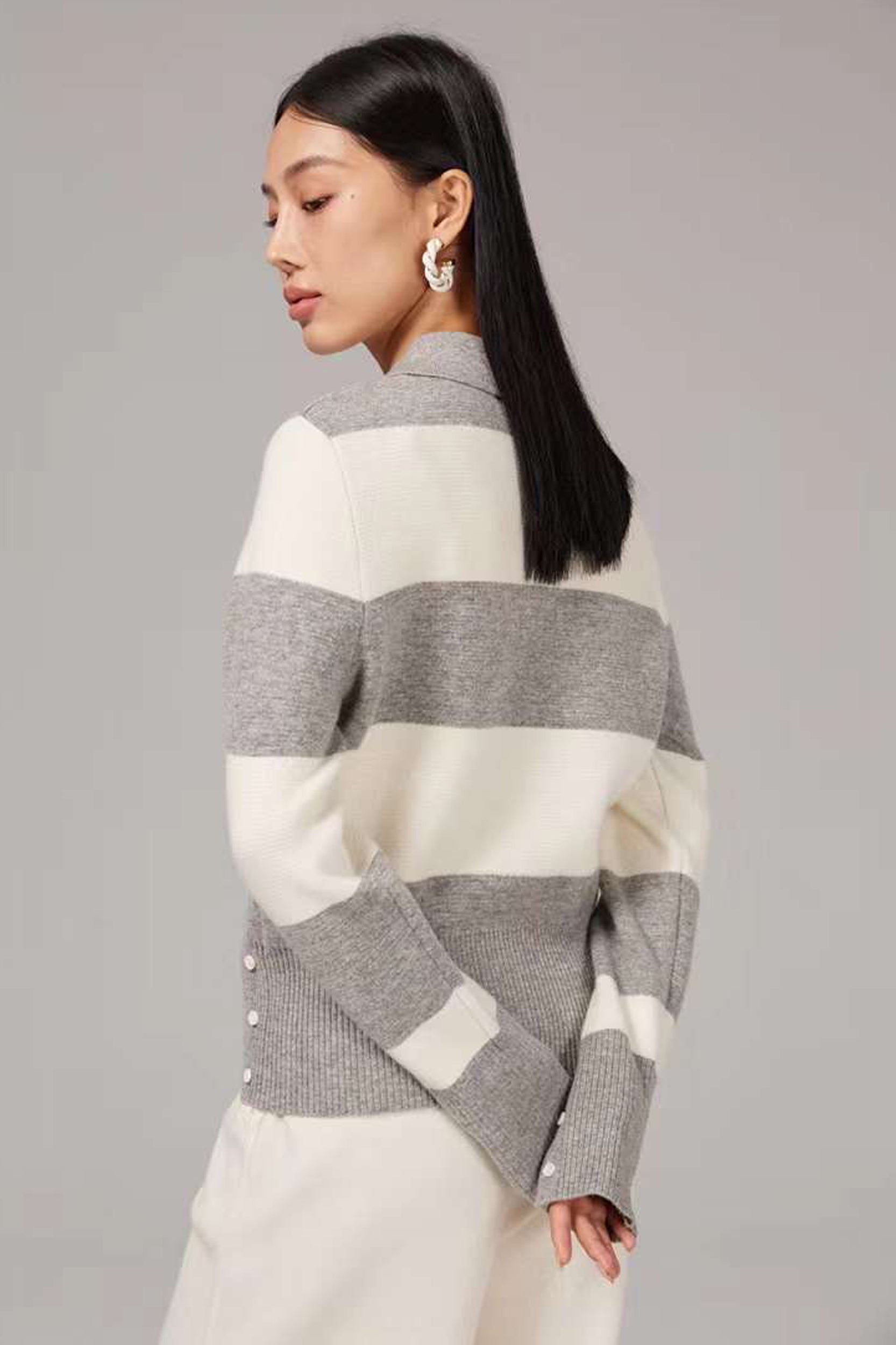 SKYEEvadneStripedMerinoWoolPoloKnitSweater_0000s_0002_Background