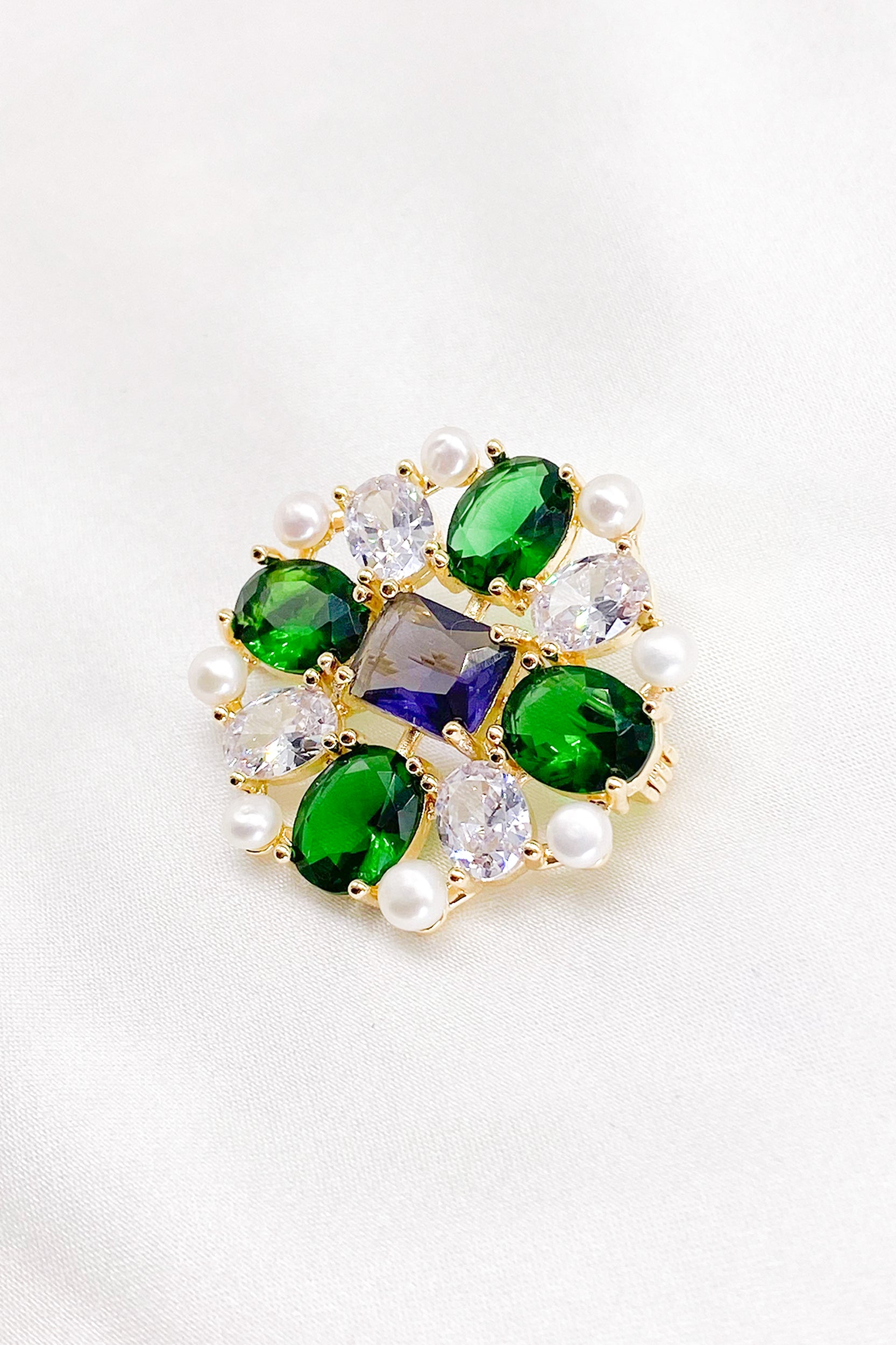 Giezyl Multi-Color Gemstones Pearl Brooch