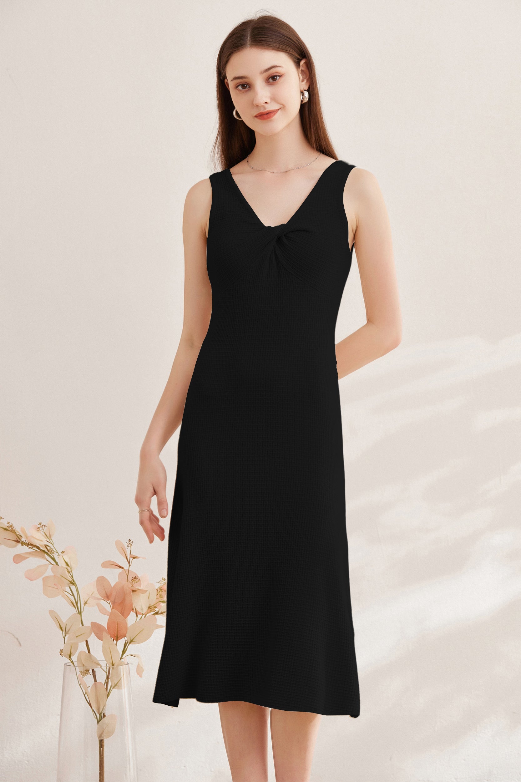 SKYEHazelV-neckStretchKnitFabric_4