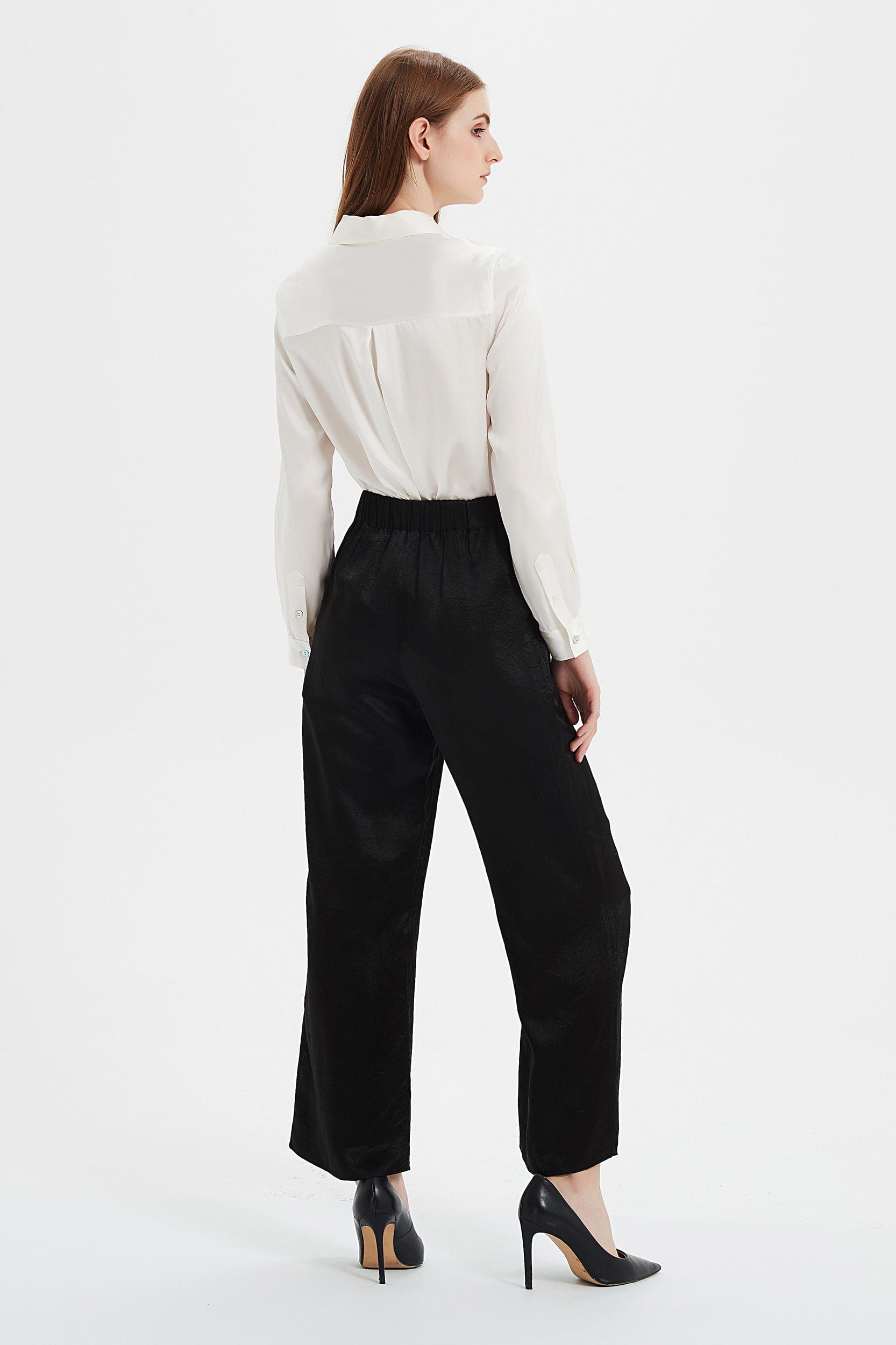SKYELaineTexturizedWideLegStretchWaistPants_0000s_0005_Background