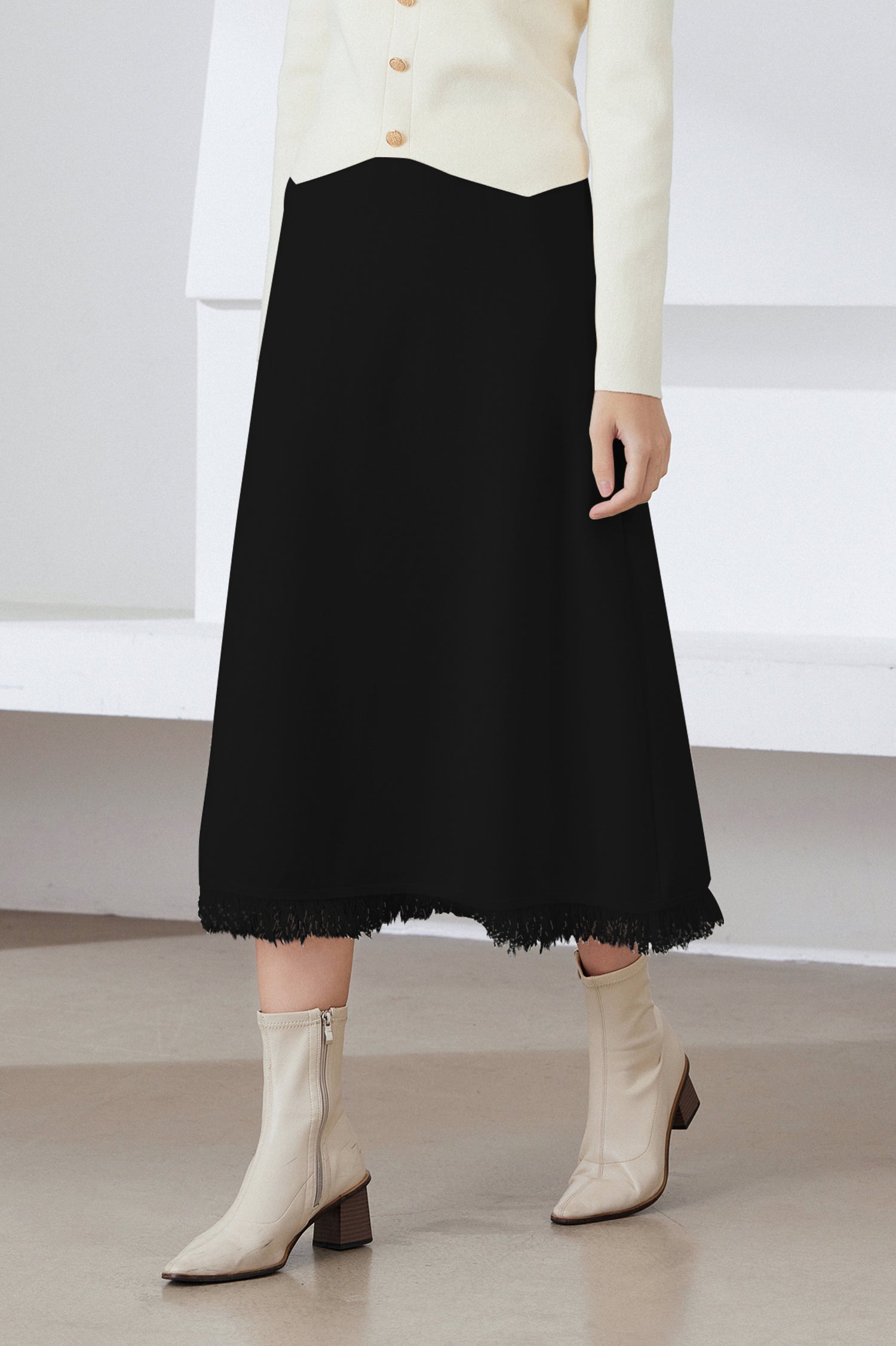 SKYELolaStretchKnitFringeHemMidiSkirtBlack4