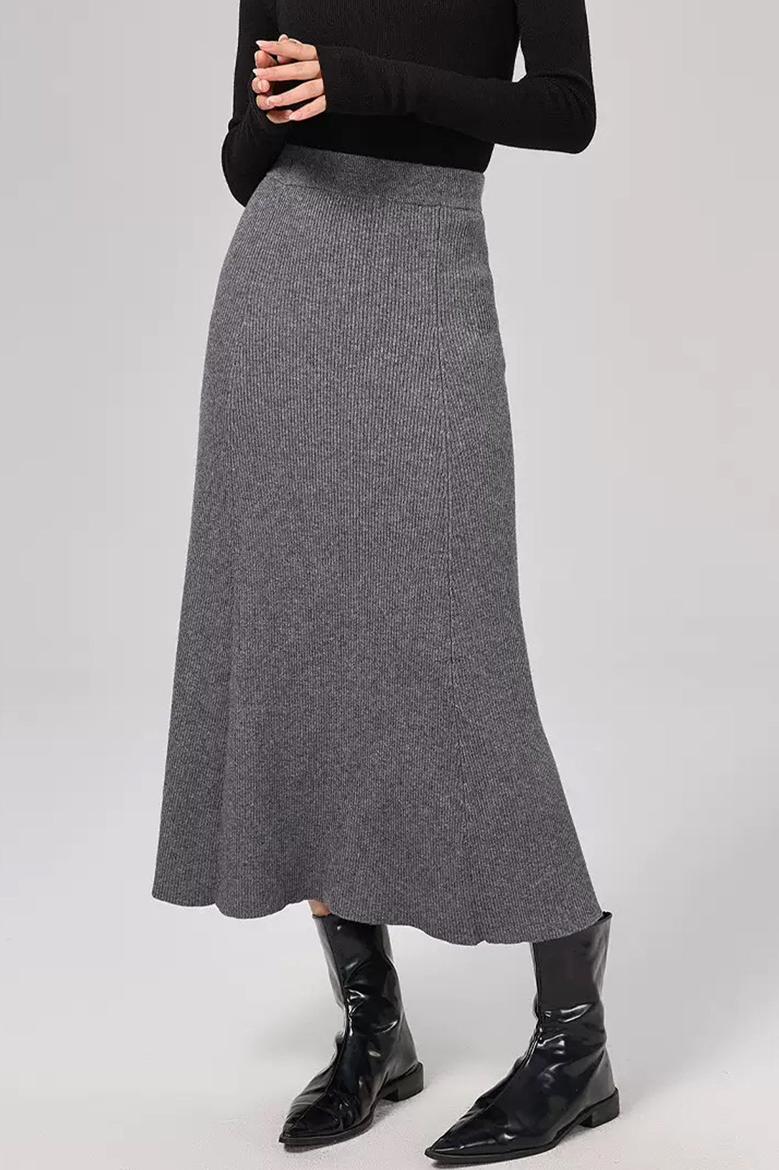 SKYEMarianneMerinoWoolRibbedKnitMidiSkirt_0000s_0001_Background