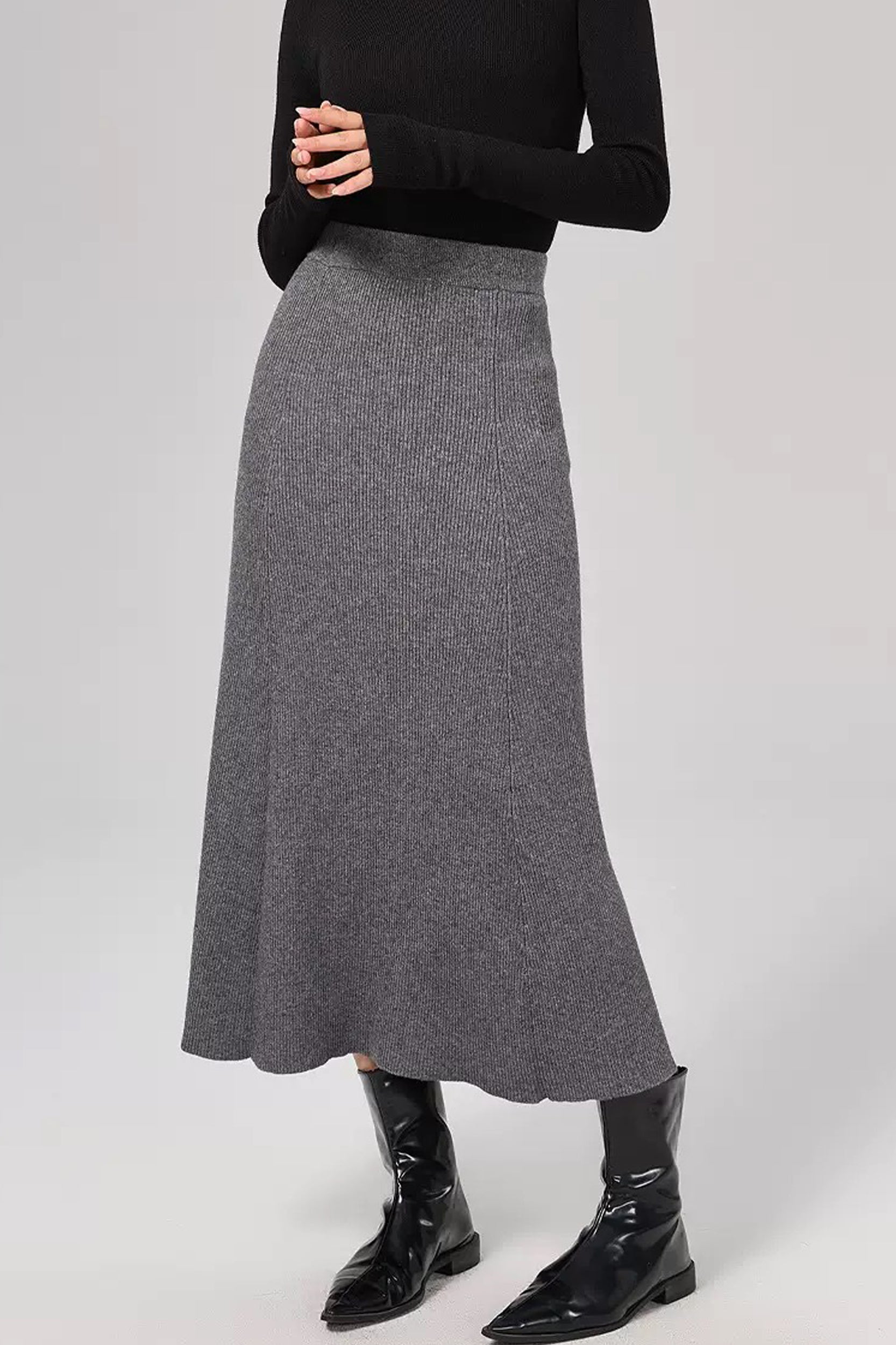 SKYEMarianneMerinoWoolRibbedKnitMidiSkirt_0000s_0003_Background
