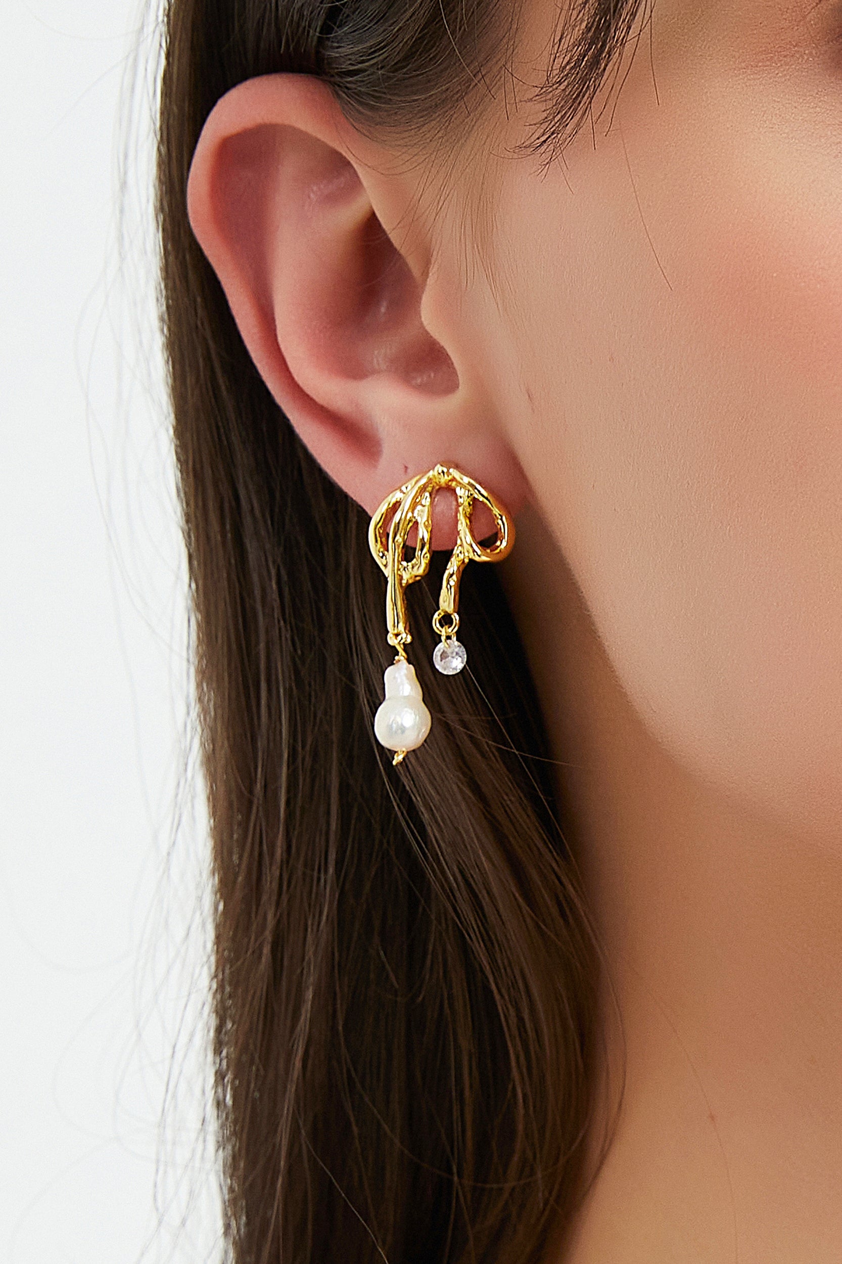 Naimh Freshwater Pearl Gold Bow Earrings