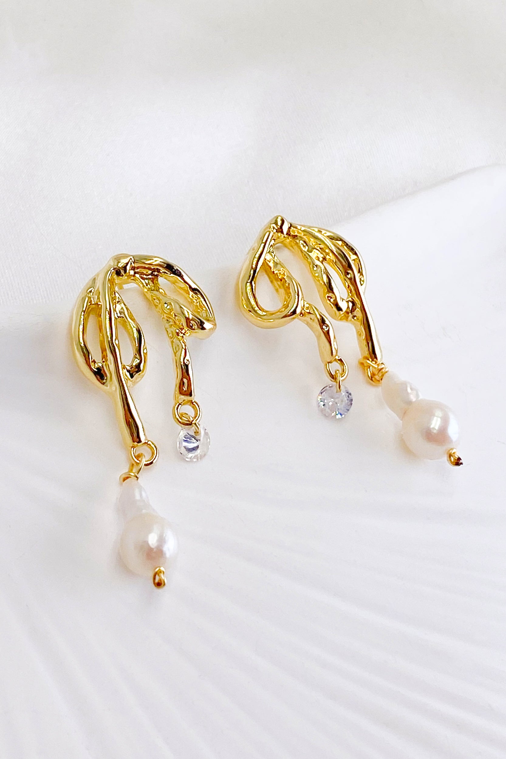 Naimh Freshwater Pearl Gold Bow Earrings