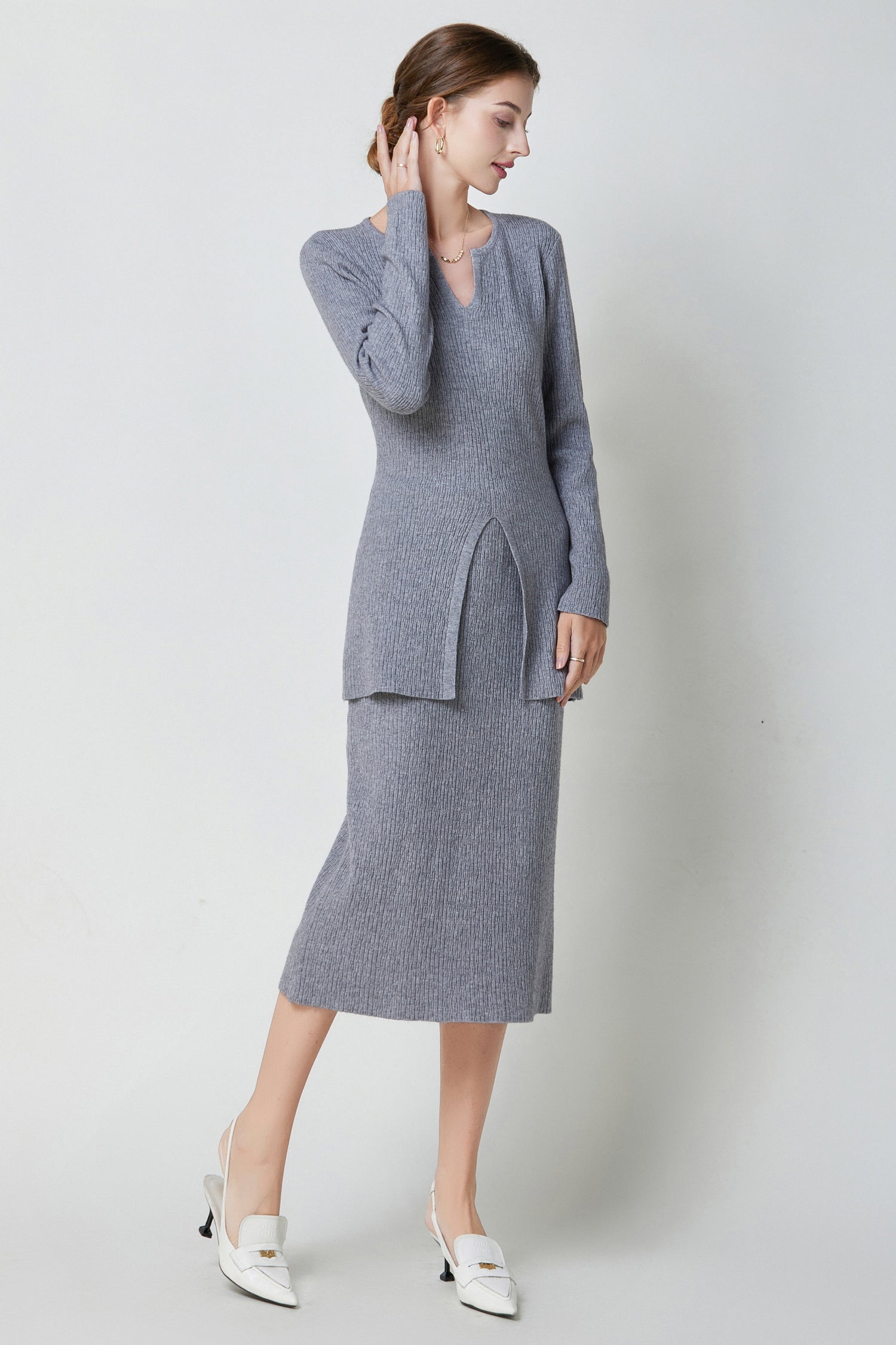 SKYENewImageTemplate_0016s_0012_Grey