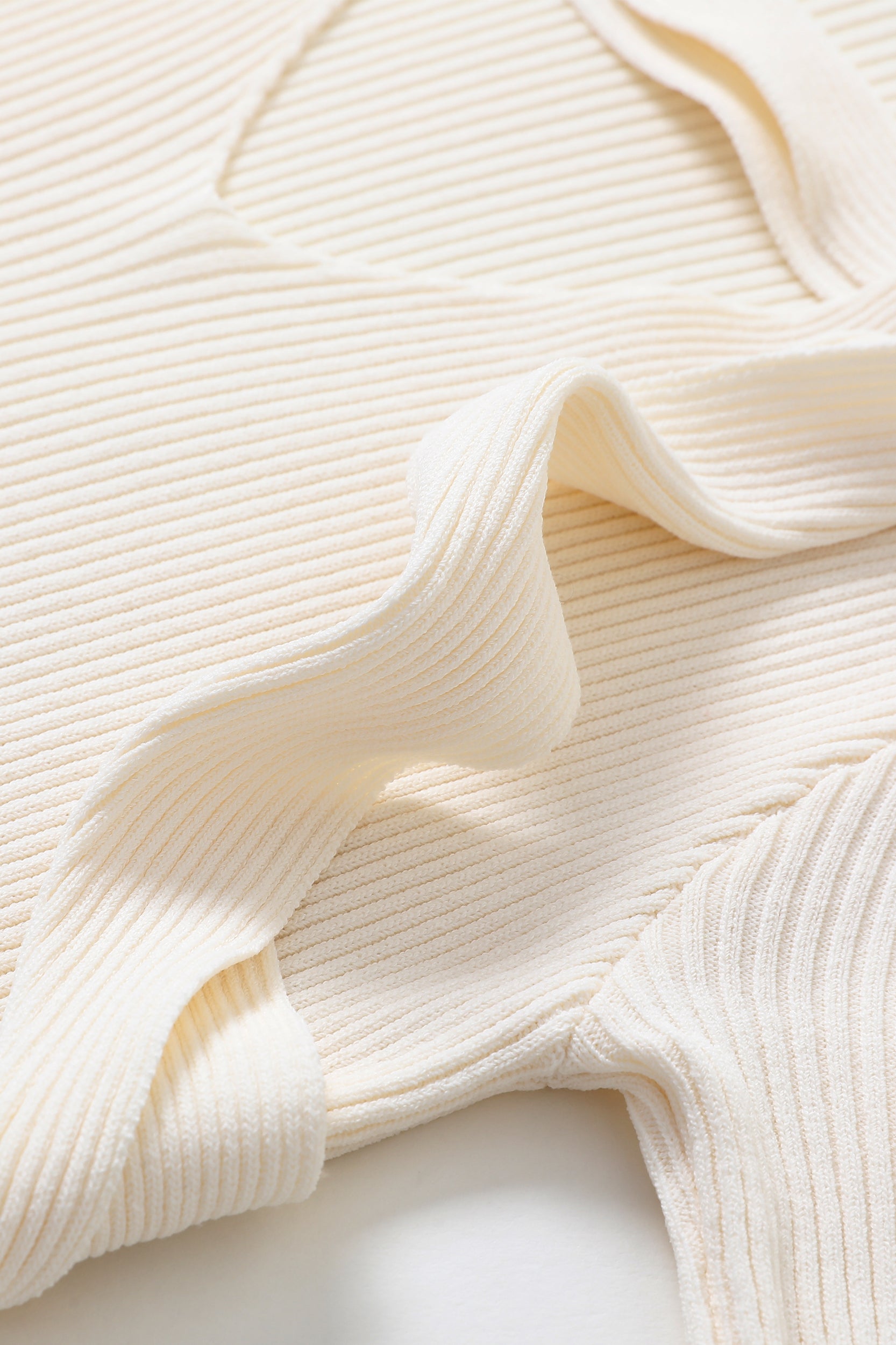 SKYEPhoebeStretchKnitCut-OutMidiDressWhite_0000s_0009_Background