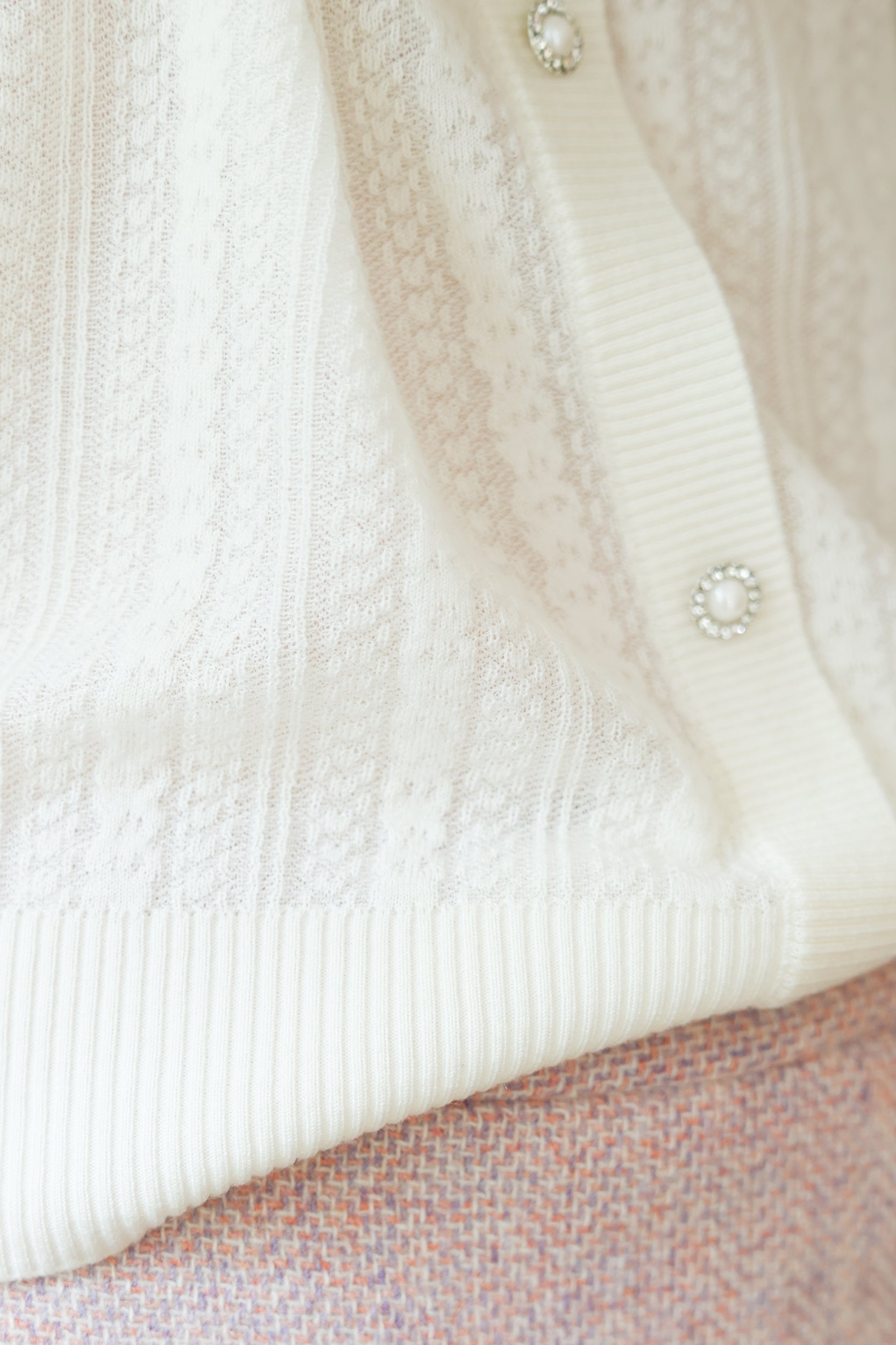 SKYEScarlettMerinoWoolPearlButtonKnitCardiganTopWhite_0000s_0000_Background