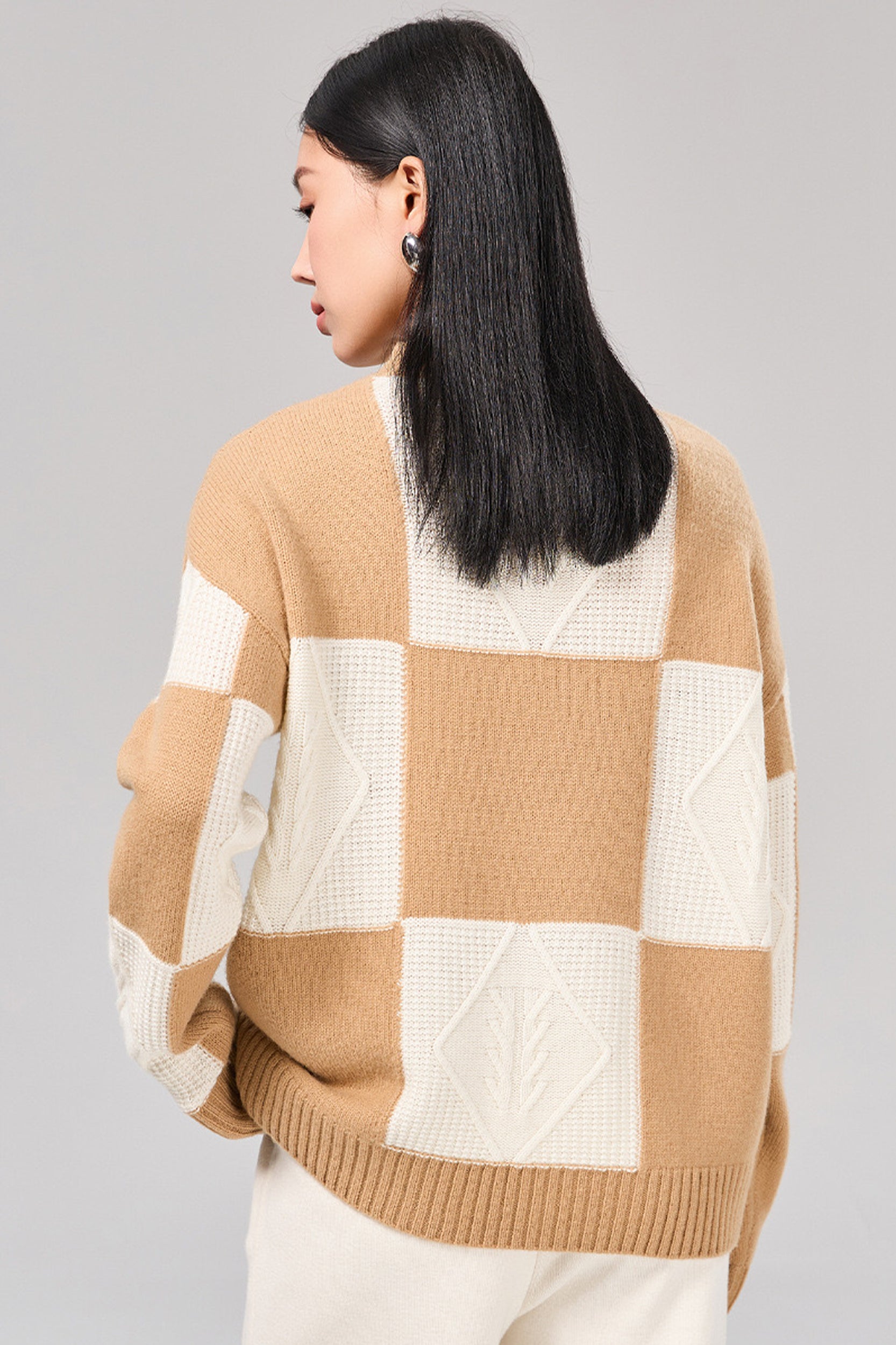 SKYESeraphinaCheckeredMerinoWoolSweater_0000s_0001_Background