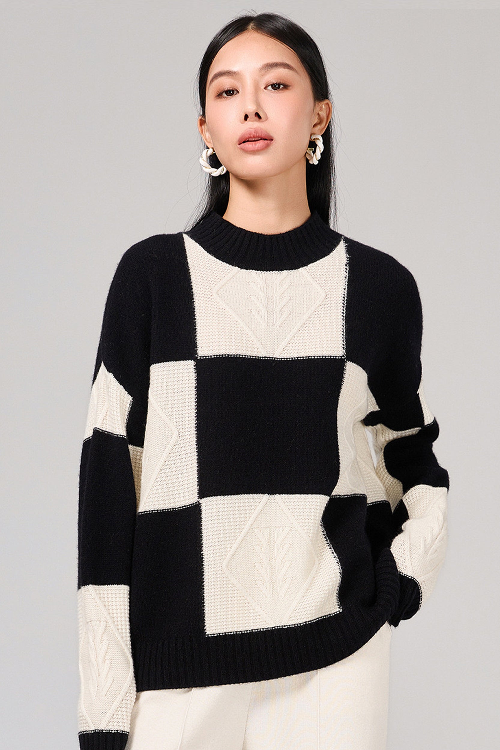 SKYESeraphinaCheckeredMerinoWoolSweater_0000s_0006_Background