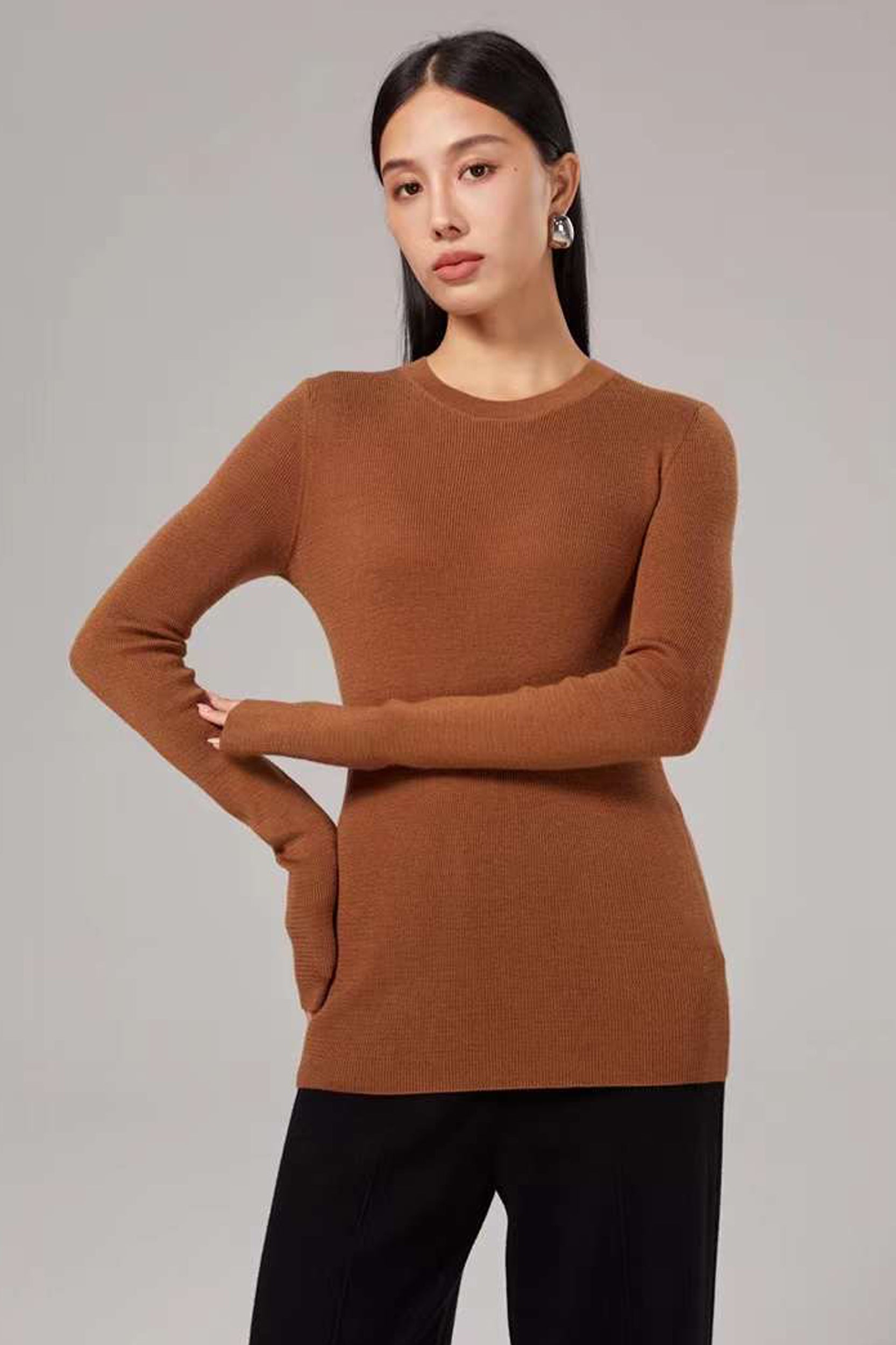 SKYESiennaMerinoWoolLongSleeveSweater_0000s_0000_Background