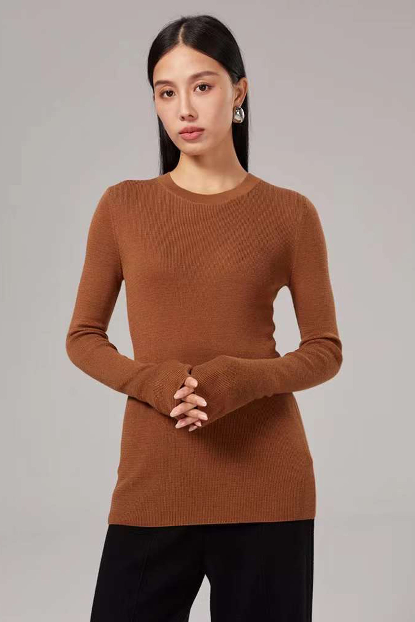 SKYESiennaMerinoWoolLongSleeveSweater_0000s_0004_Background