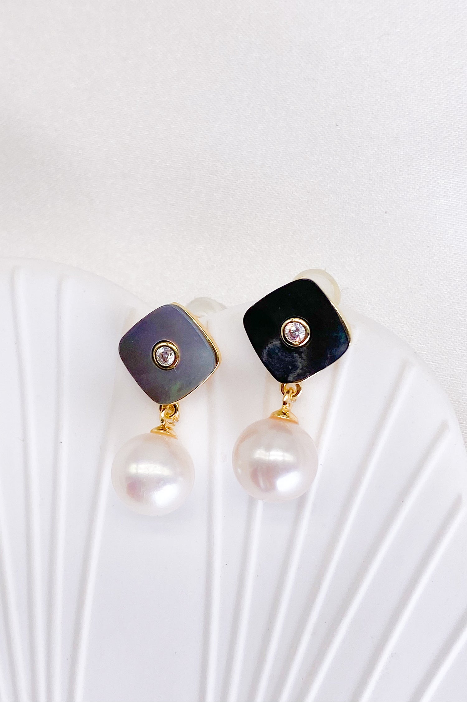 Talia Mother-of-Pearl 18K Gold Earrings