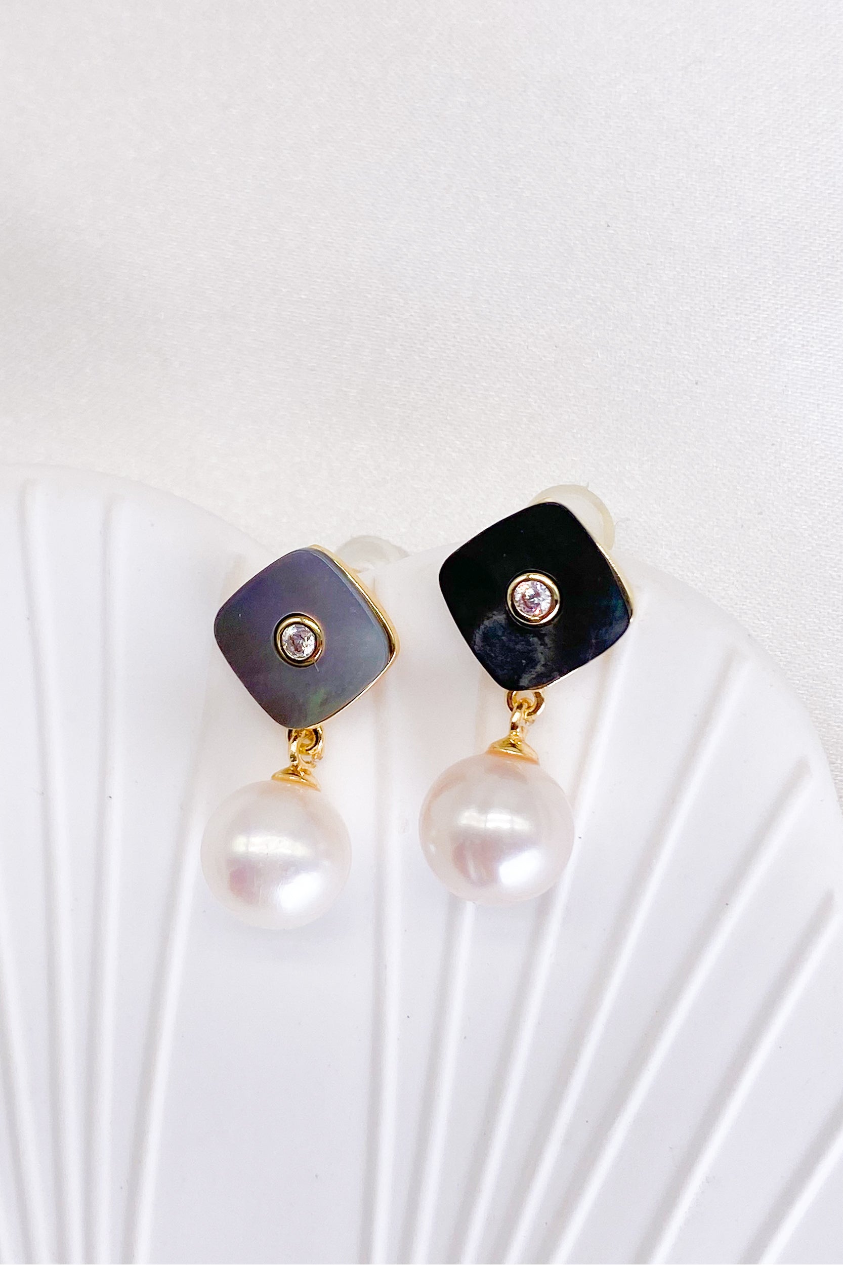 Talia Mother-of-Pearl 18K Gold Earrings