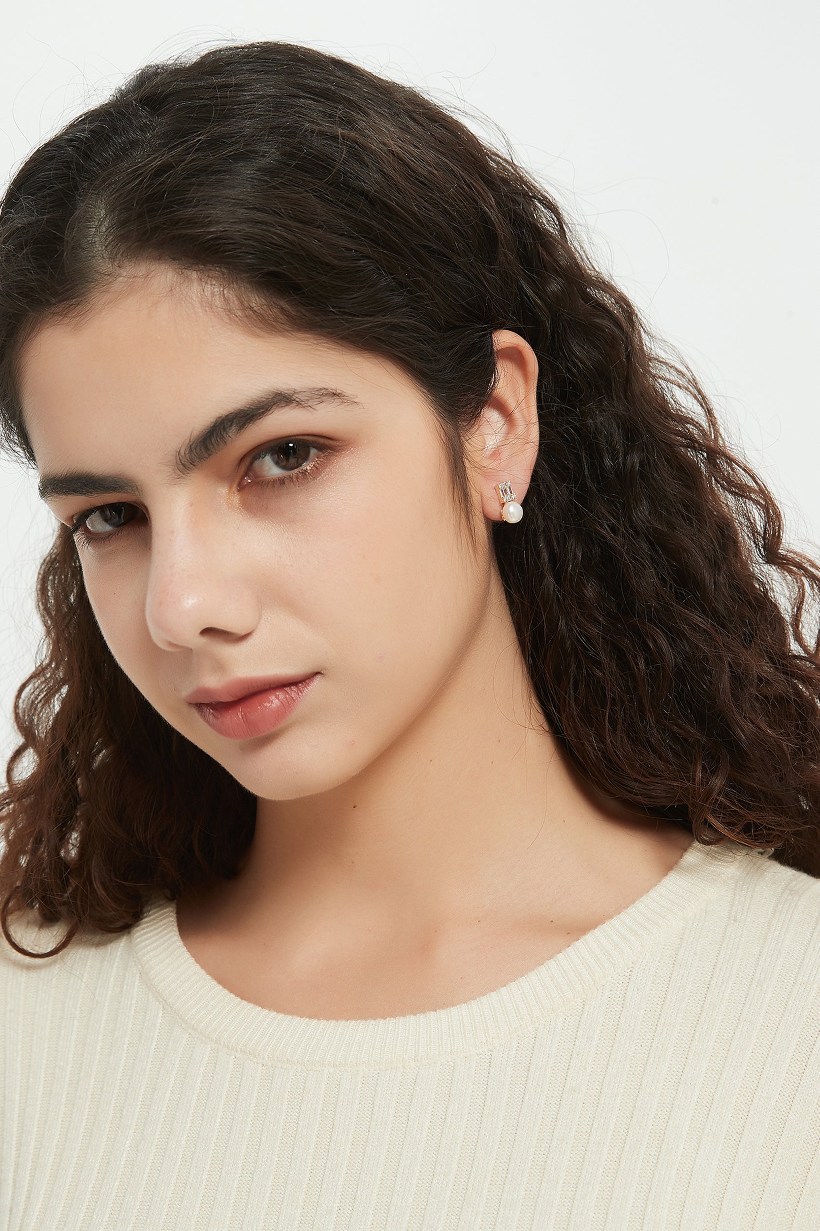 Yvette Cubic Zirconia Baguette Pearl Earrings
