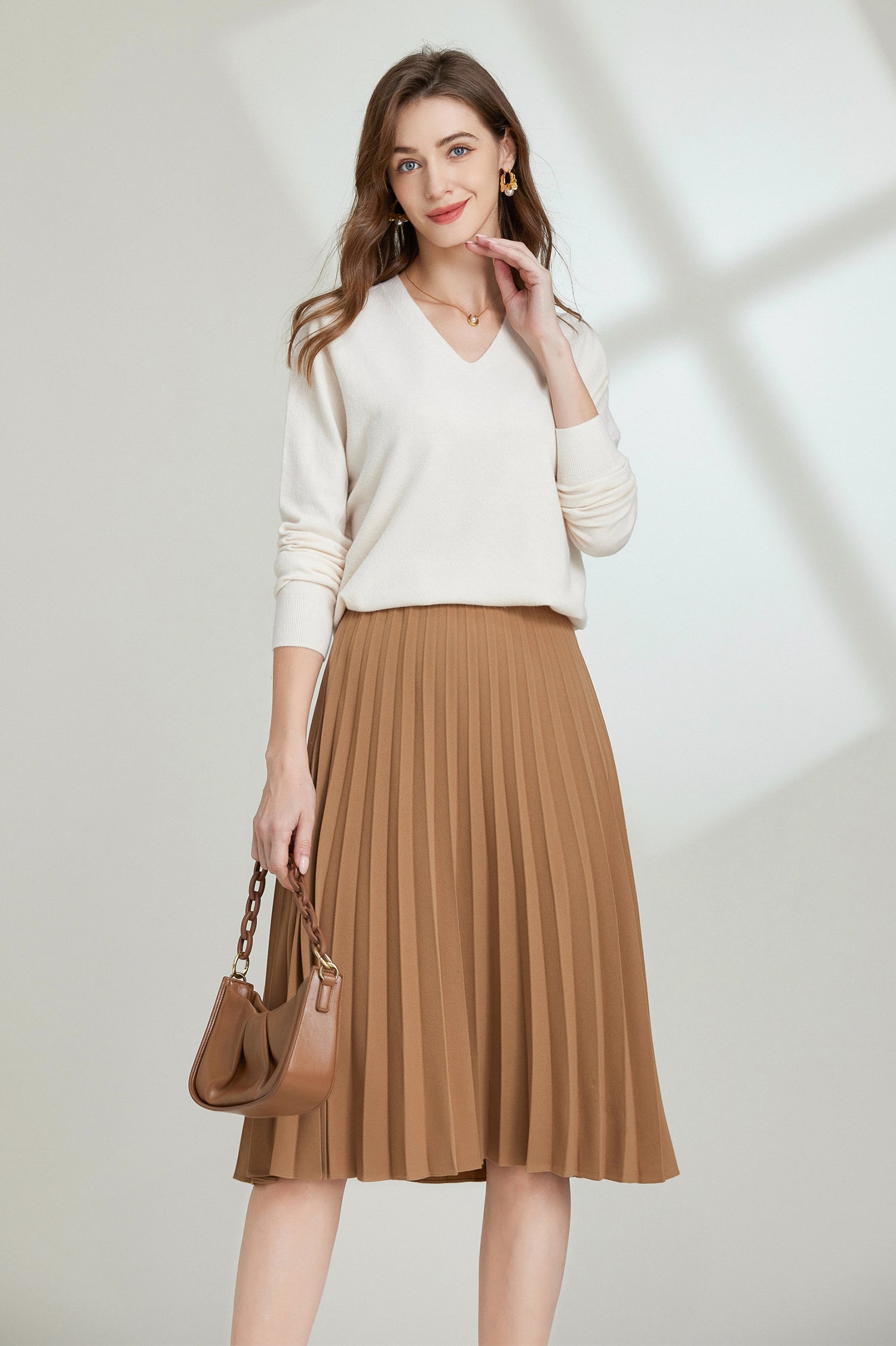 SKYE_Amelia_V-neck_Ribbed_Stretch_Knit_Top_10