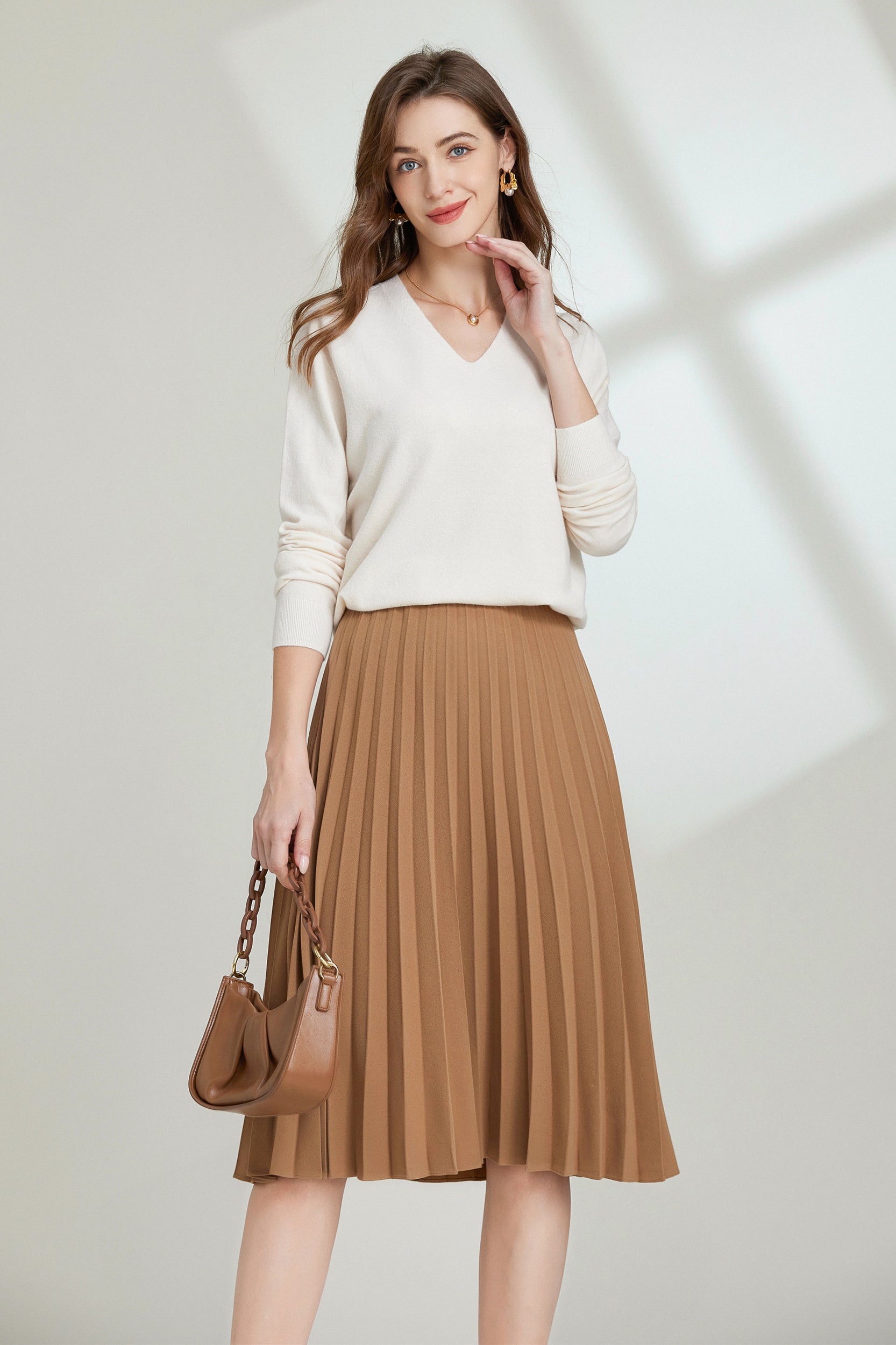 SKYE_Amelia_V-neck_Ribbed_Stretch_Knit_Top_10