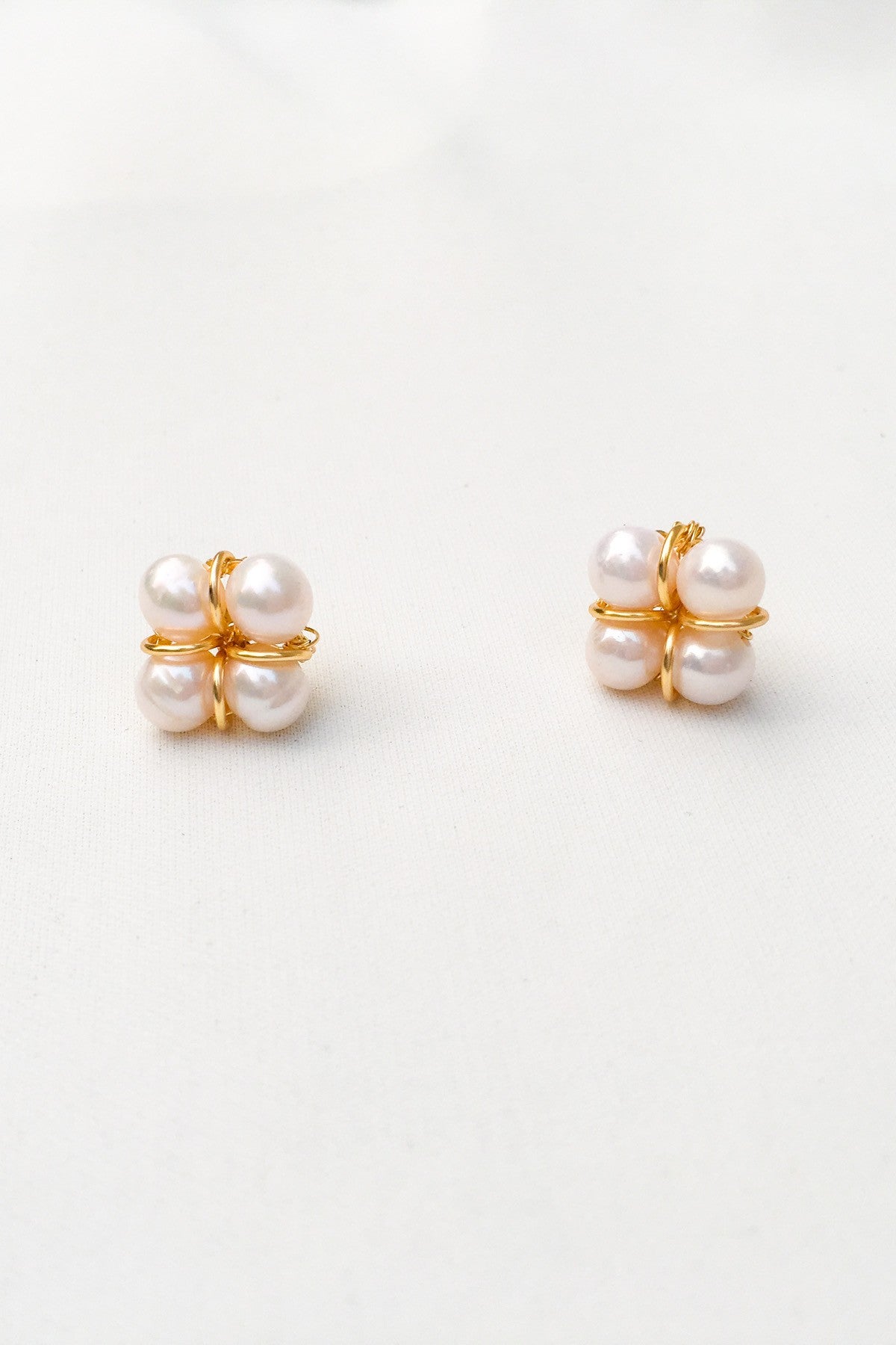 SKYE San Francisco SF shop ethical sustainable modern minimalist chic luxury women jewelry Taia 18K Gold Freshwater Pearl Earrings 5