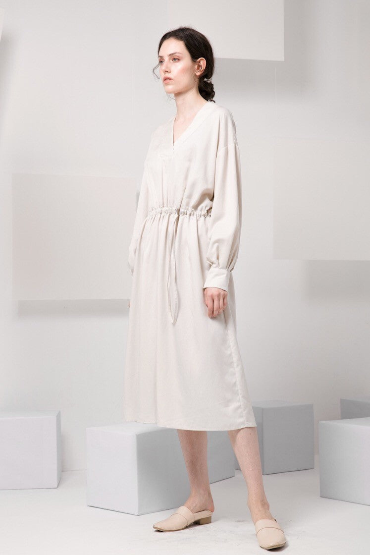 Skye minimalist San Francisco women fashion einer dress