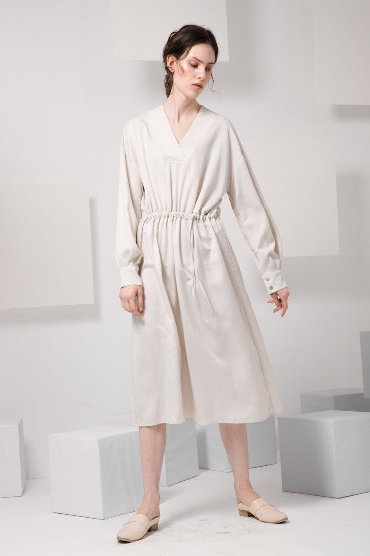 Skye minimalist San Francisco women fashion einer dress