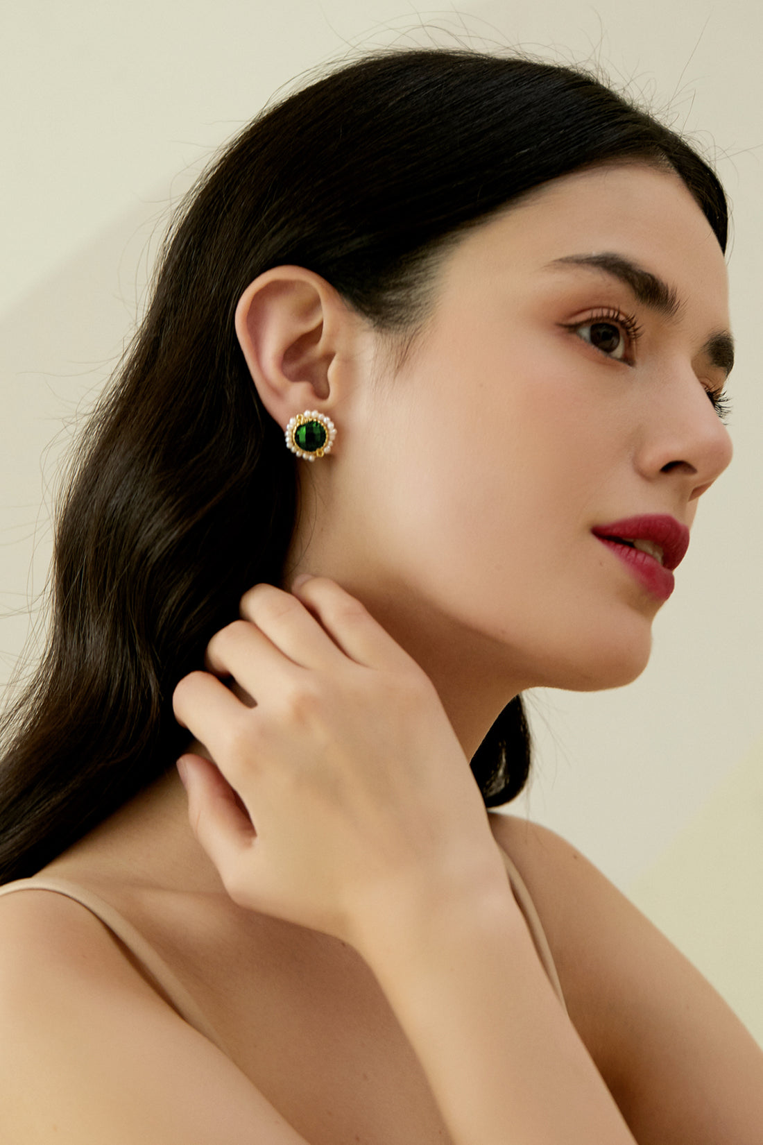 Enora 18K Gold Crystal Pearl Earrings 7