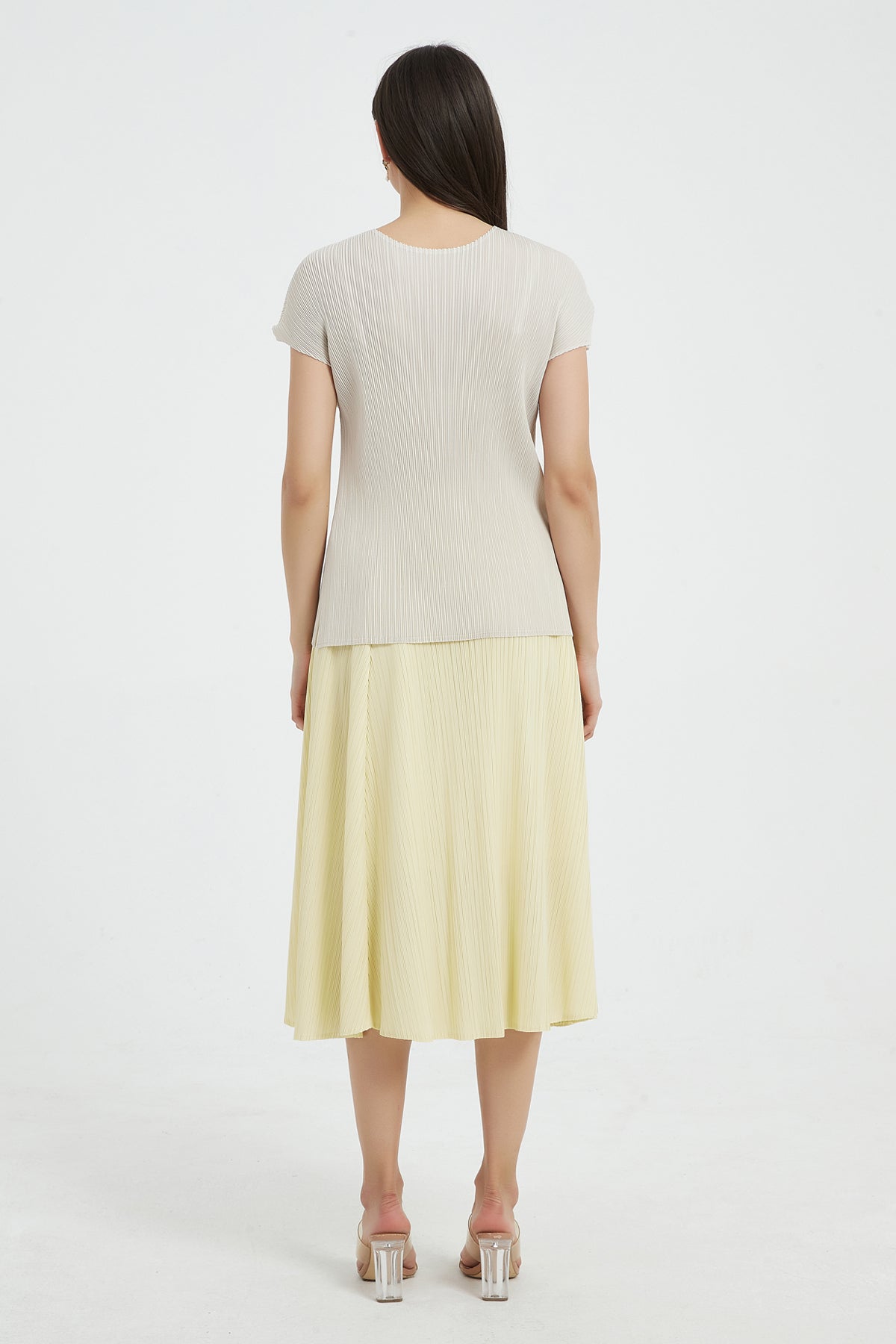 SKYE Allegra Short Sleeve Pleated Top white4