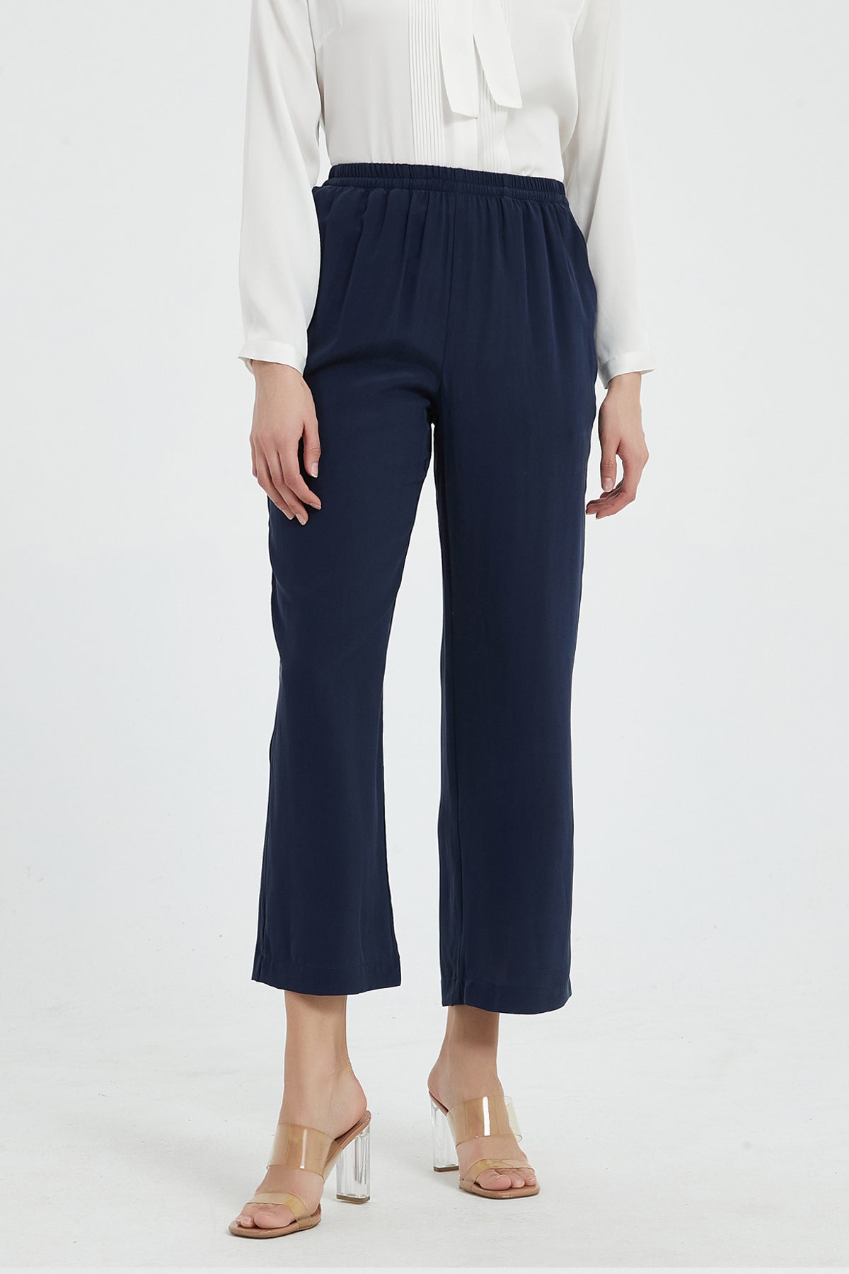 SKYE-Faye-Washable-Silk-Pants-Navy8