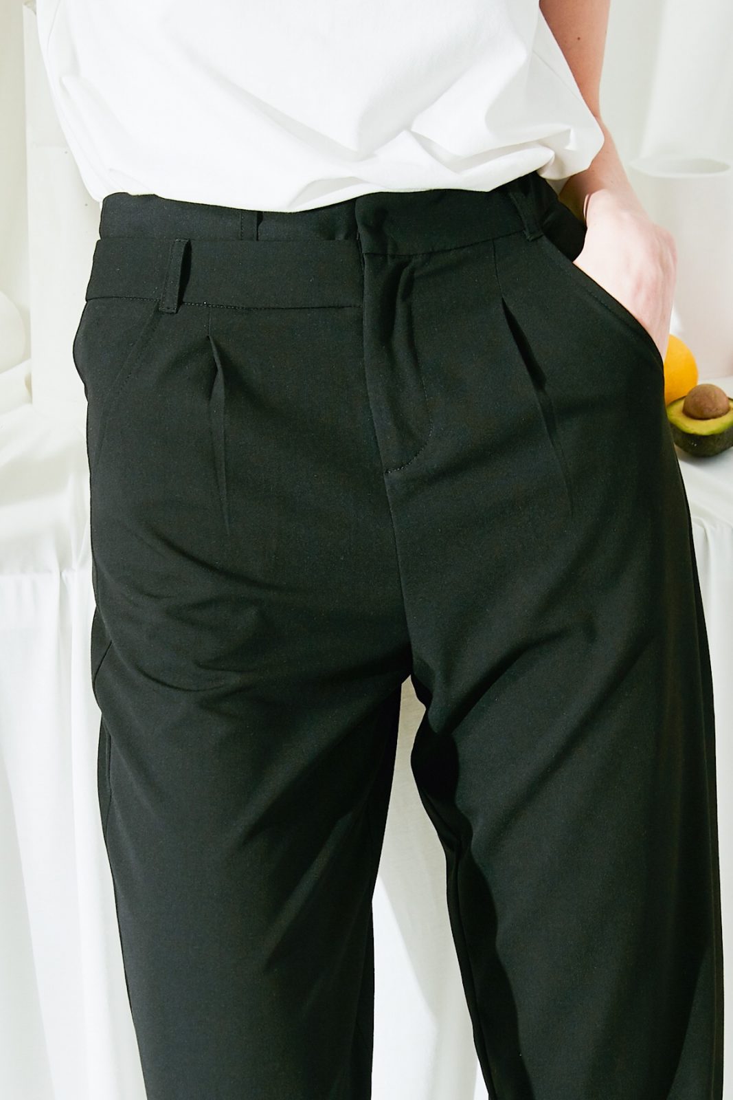 SKYE SF modern minimalist women clothing fashion Brielle Pants Black 2