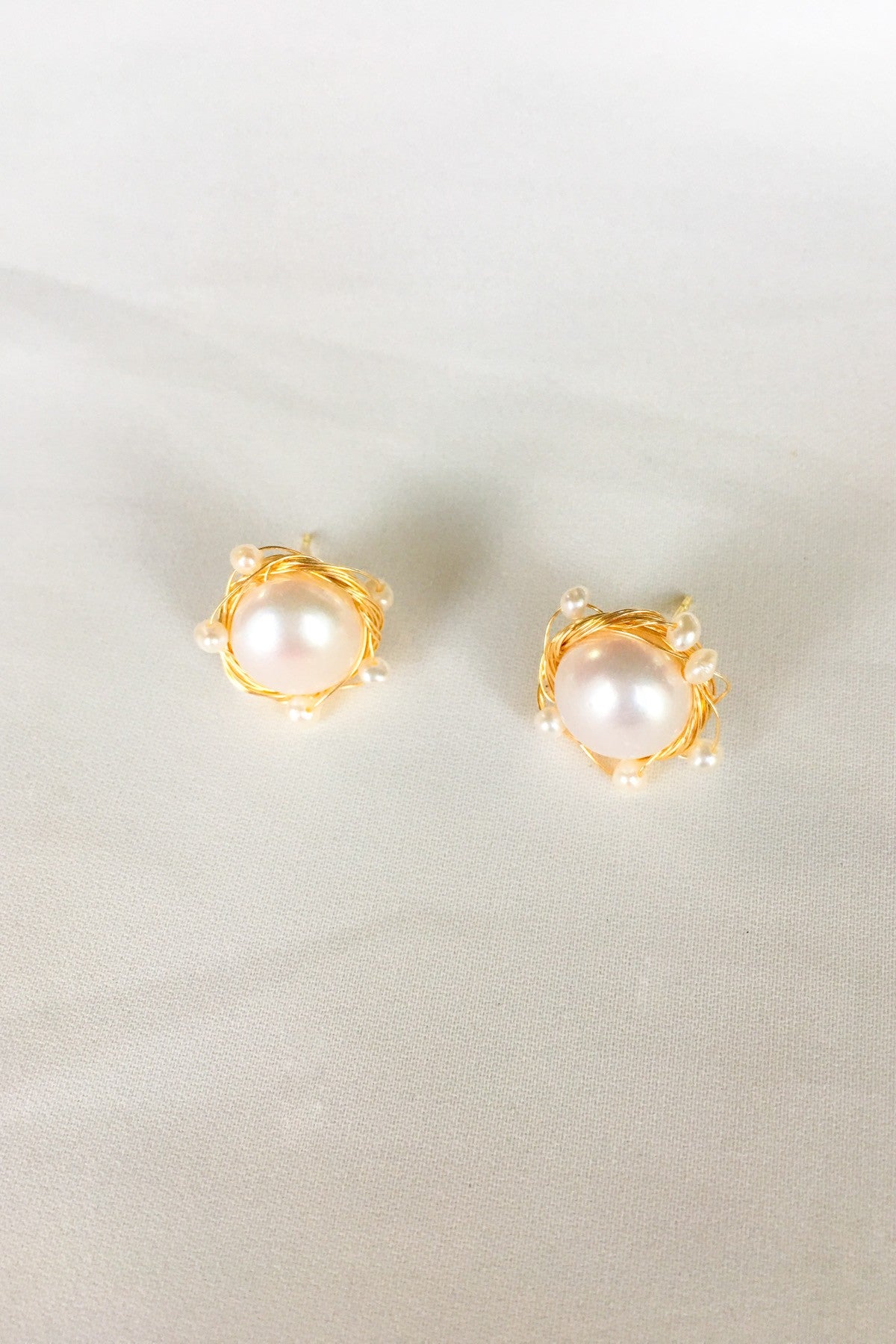 SKYE San Francisco SF California shop ethical sustainable modern chic designer women jewelry Aurorette 18K Gold Freshwater Pearl Earrings 4