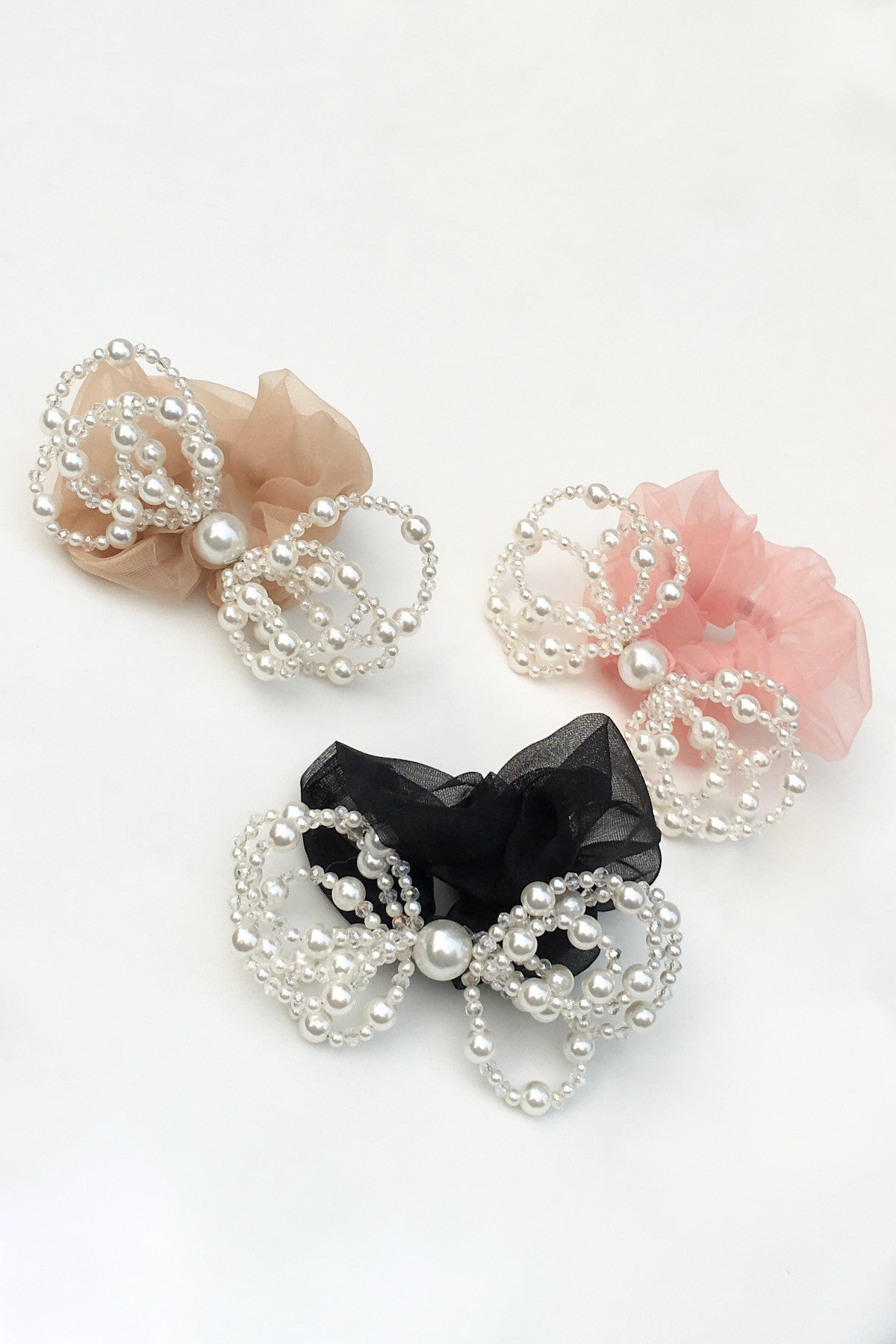 SKYE San Francisco SF California shop ethical sustainable modern chic designer women jewelry Chantal Pearl Bow Scruchie 3