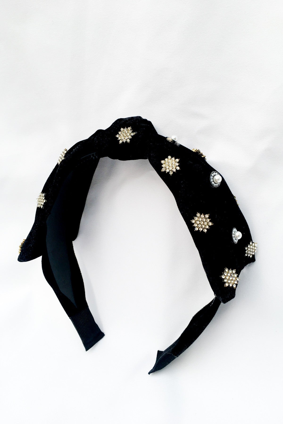 SKYE San Francisco SF California shop ethical sustainable modern chic designer women jewelry Laudine Velvet Bow Headband 3