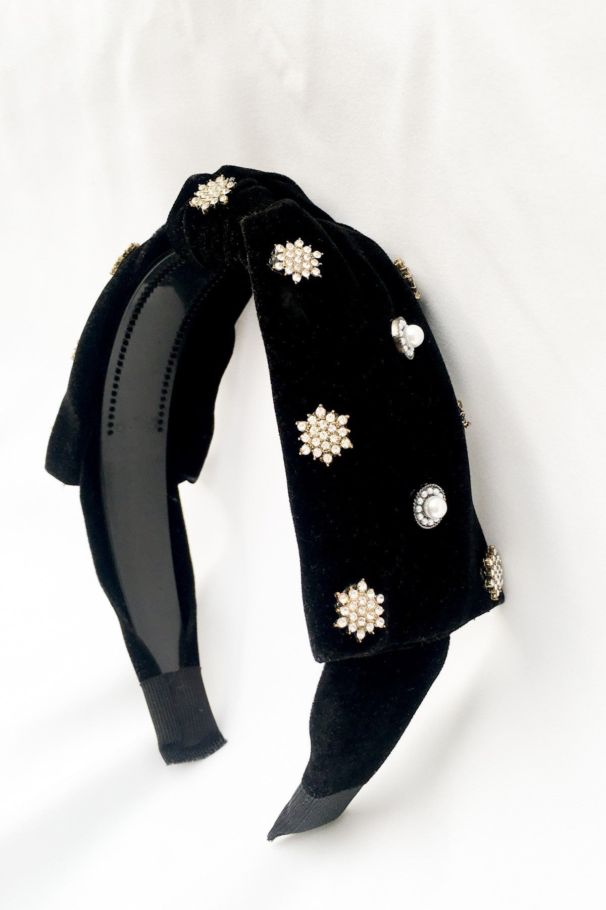 SKYE San Francisco SF California shop ethical sustainable modern chic designer women jewelry Laudine Velvet Bow Headband