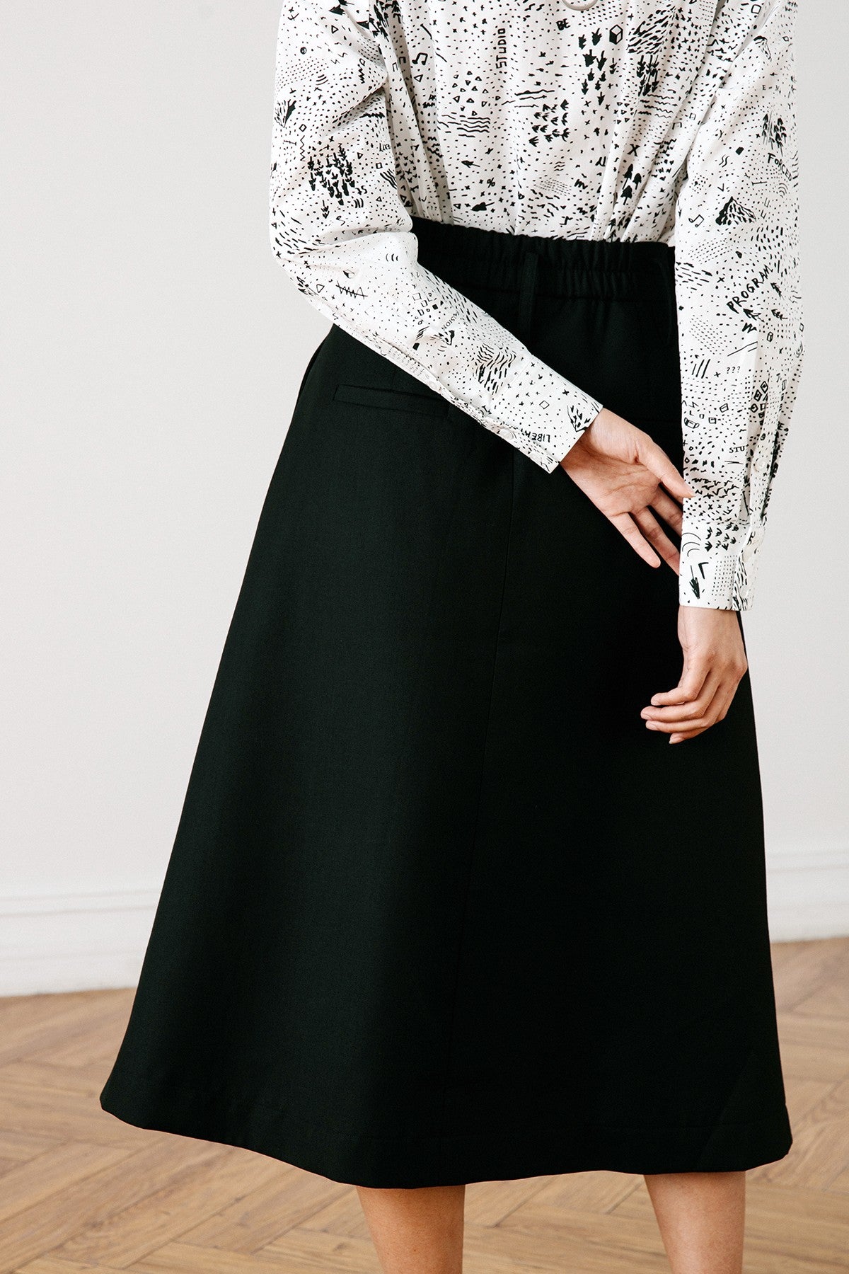 SKYE San Francisco SF California shop ethical sustainable modern chic minimalist luxury clothing women fashion Lulu Midi Skirt black 5