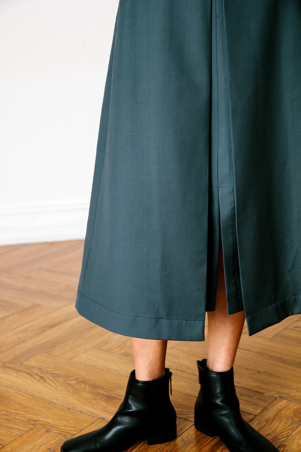 SKYE San Francisco SF California shop ethical sustainable modern chic minimalist luxury clothing women fashion Lulu Midi Skirt dark green 3