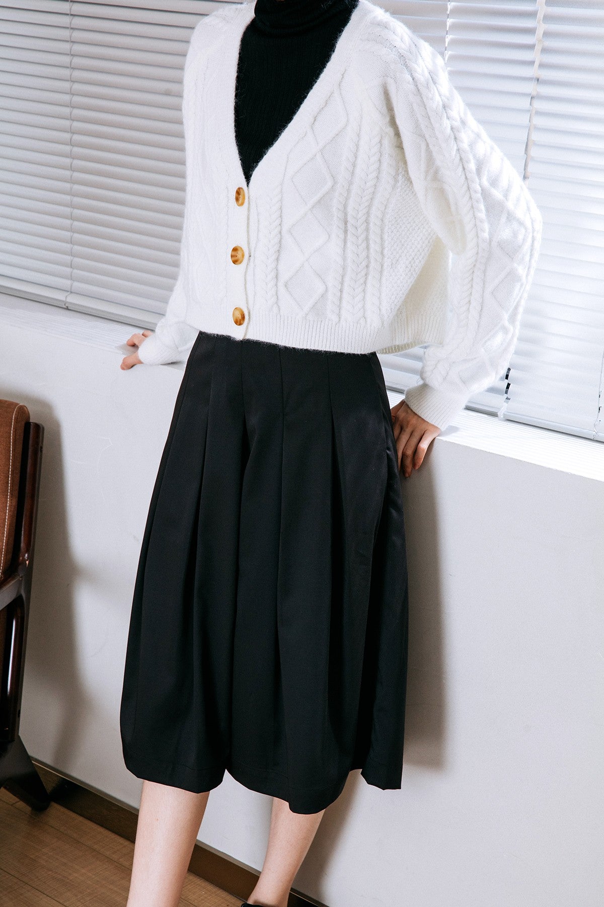 SKYE San Francisco SF California shop ethical sustainable modern chic minimalist luxury clothing women fashion Quintin Pleated Culottes black 4