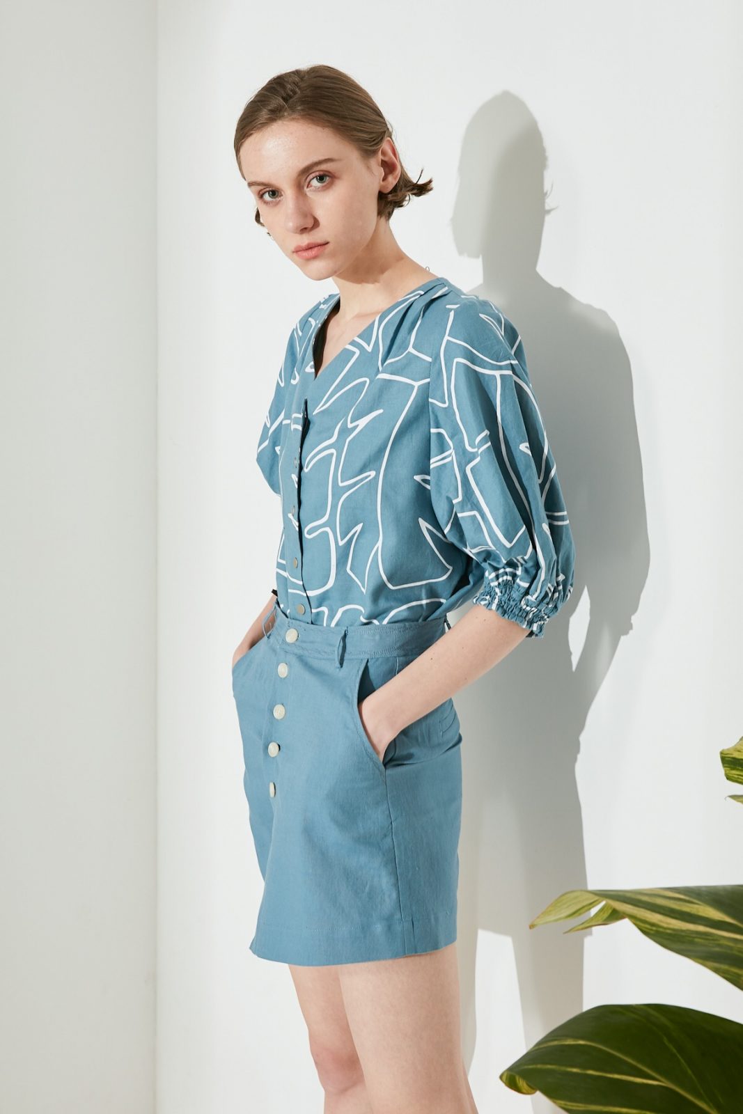 SKYE San Francisco SF ethical modern minimalist quality women clothing fashion Jolin Linen Cotton Blouse blue 2