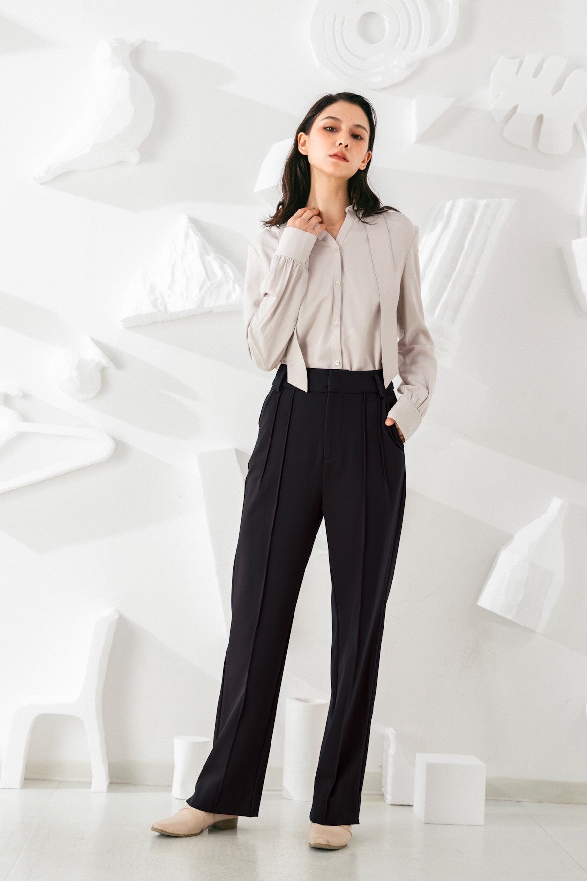 SKYE San Francisco SF shop ethical sustainable modern minimalist elegant quality women clothing fashion brand Adélaide Pants Light Black 3