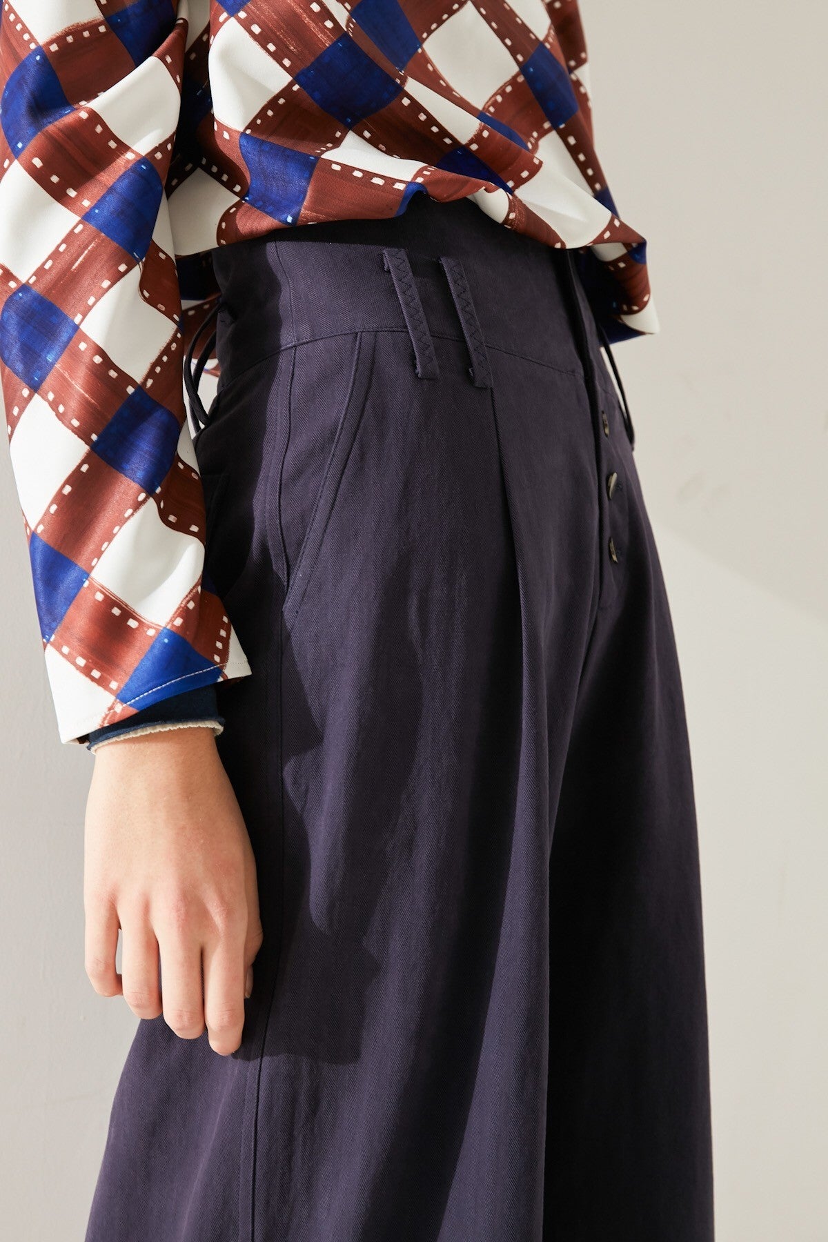 SKYE San Francisco SF shop ethical sustainable modern minimalist elegant quality women clothing fashion brand Nathalie Wide Leg Pants Navy 5