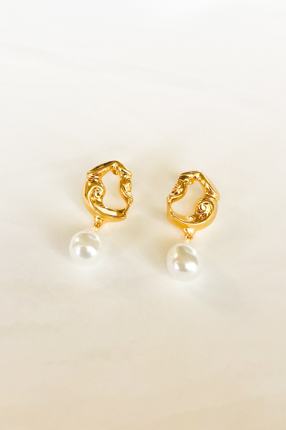 Aceline 18K Gold Baroque Pearl Earrings – SKYE1