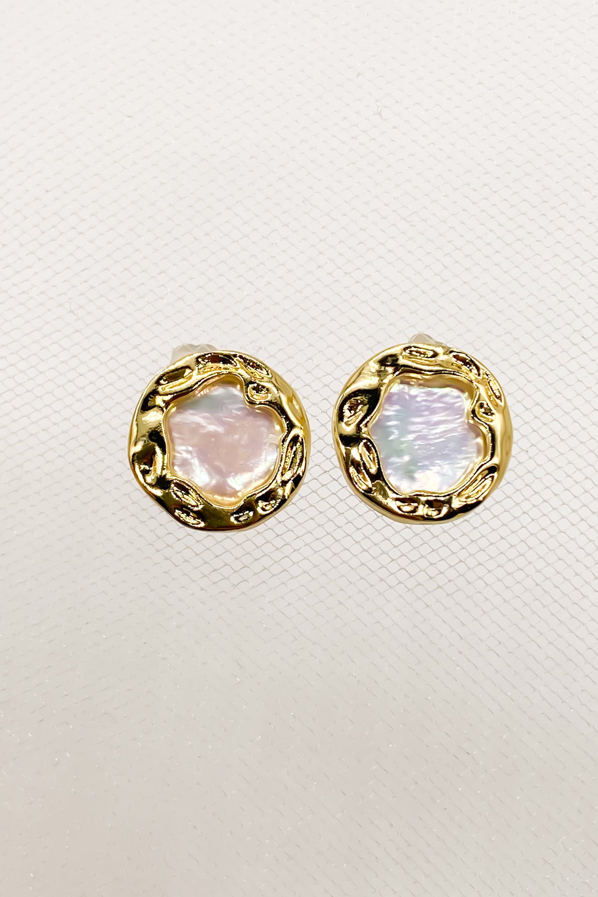 SKYE San Francisco Shop Chic Modern Elegant Classy Women Jewelry French Parisian Minimalist Cecile Freshwater Pearl Earrings 4