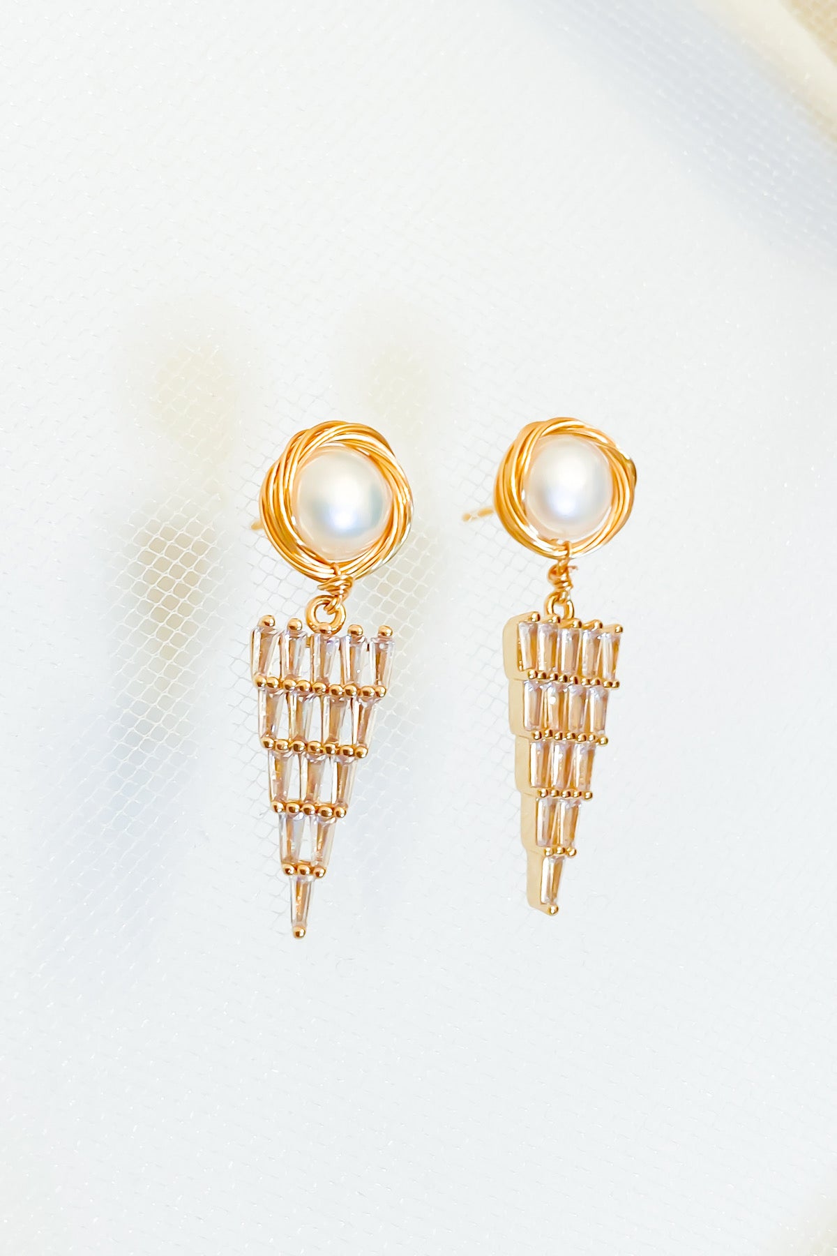 SKYE San Francisco Shop Chic Modern Elegant Classy Women Jewelry French Parisian Minimalist Ella Gold Pearl Crystal Drop Earrings 2