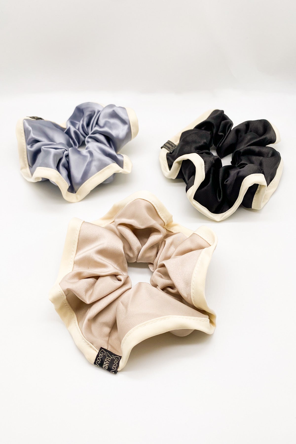 SKYE San Francisco Shop Chic Modern Elegant Classy Women Jewelry French Parisian Minimalist Lola Hair Scrunchie 2
