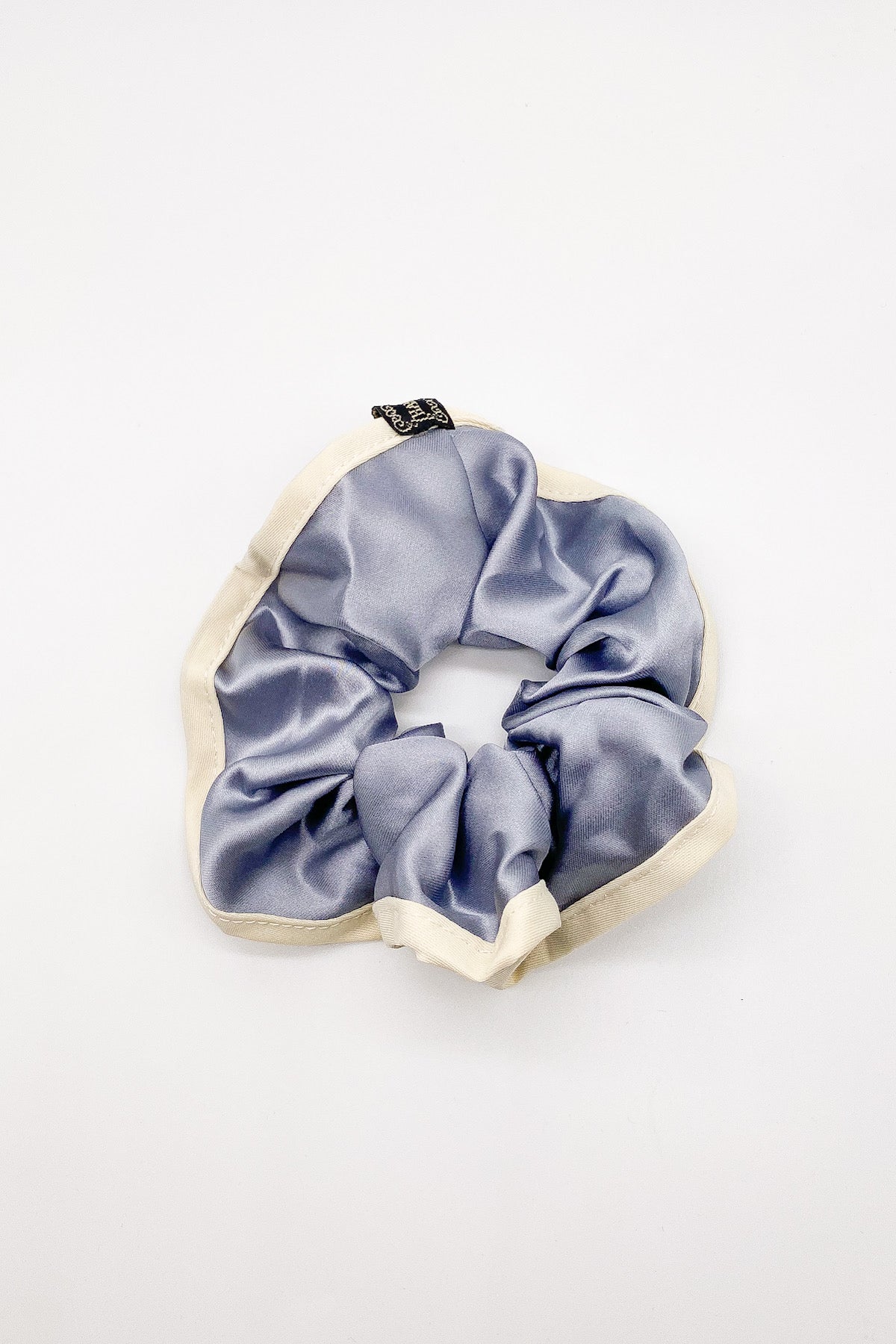 SKYE San Francisco Shop Chic Modern Elegant Classy Women Jewelry French Parisian Minimalist Lola Hair Scrunchie 4