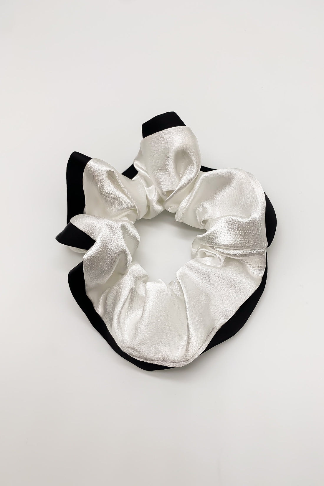 SKYE San Francisco Shop Chic Modern Elegant Classy Women Jewelry French Parisian Minimalist Valentina Satin Scrunchie 2