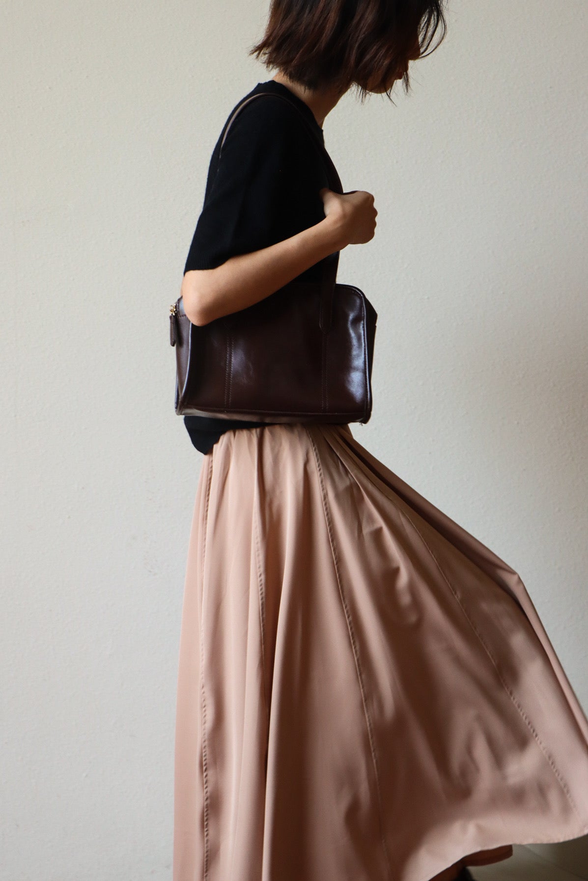 SKYE San Francisco Shop SF Chic Modern Elegant Classy Women Clothing French Parisian Minimalist Fashion Style Janine Midi Skirt beige