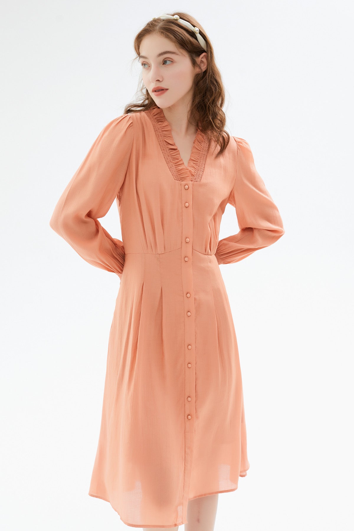 SKYE San Francisco Shop SF Chic Modern Elegant Classy Women Clothing French Parisian Minimalist Fashion Style Maisie Puff Sleeve Dress 3