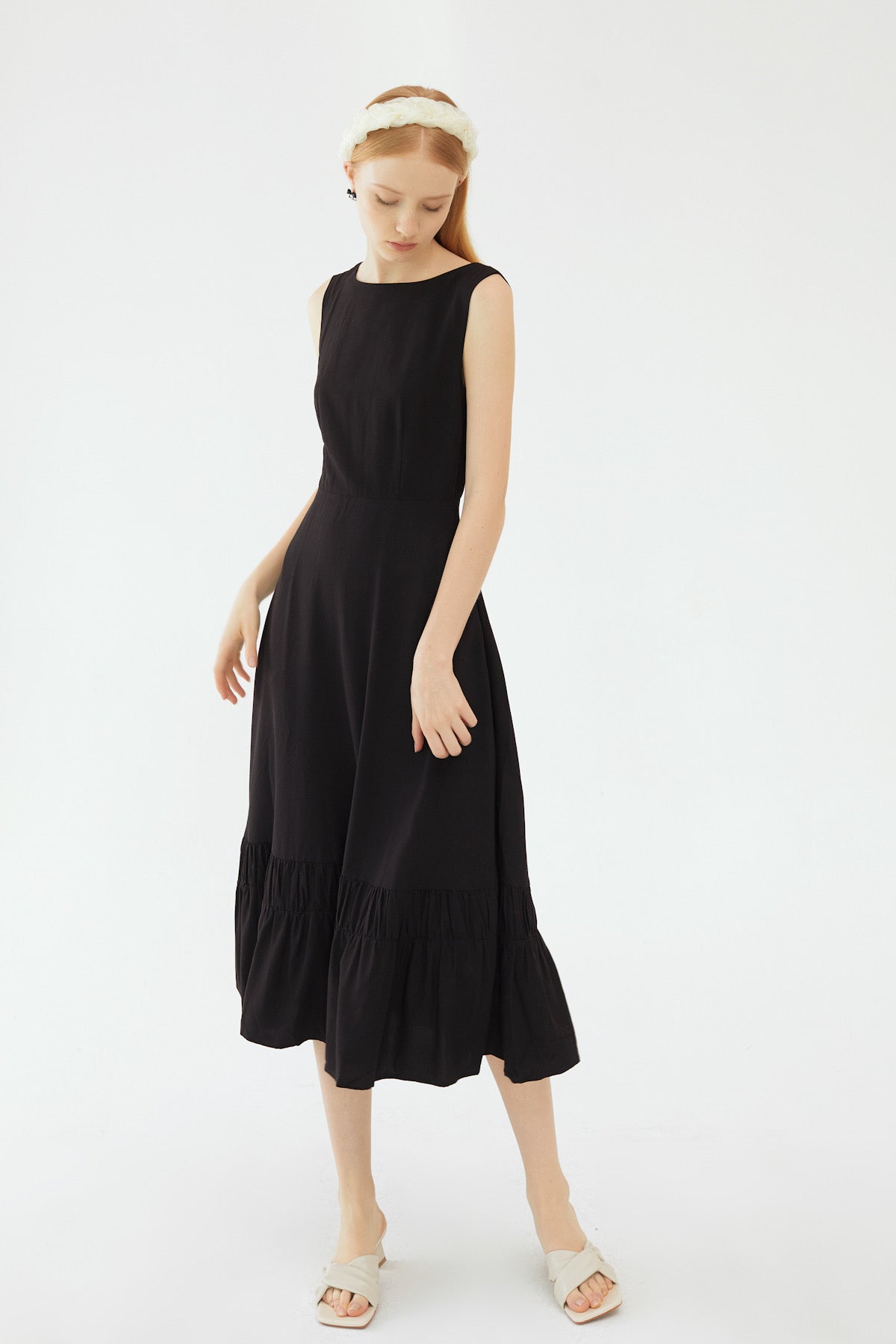 SKYE San Francisco Shop SF Chic Modern Elegant Classy Women Clothing French Parisian Minimalist Fashion Style Naomi Cutout Back Dress Black 2